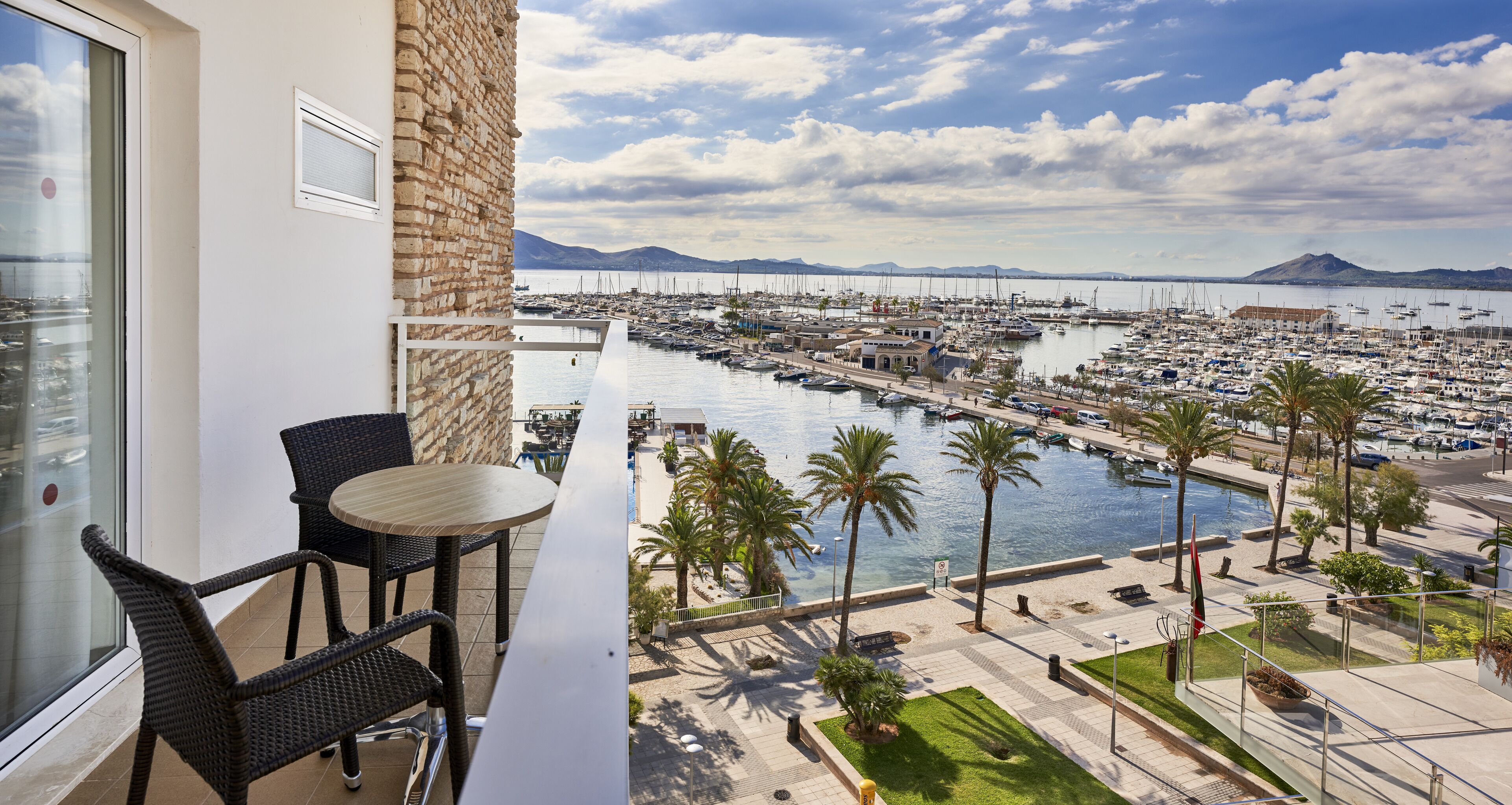 Hotel Hoposa Daina