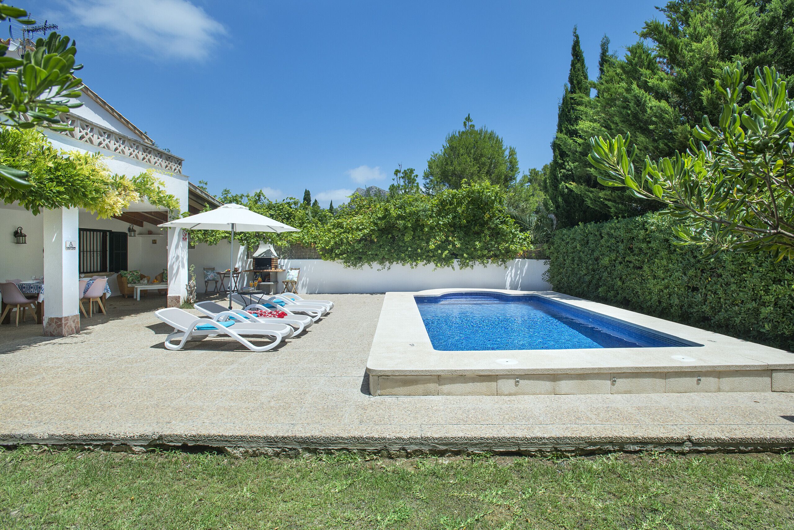Owl Booking Villa Bocoris