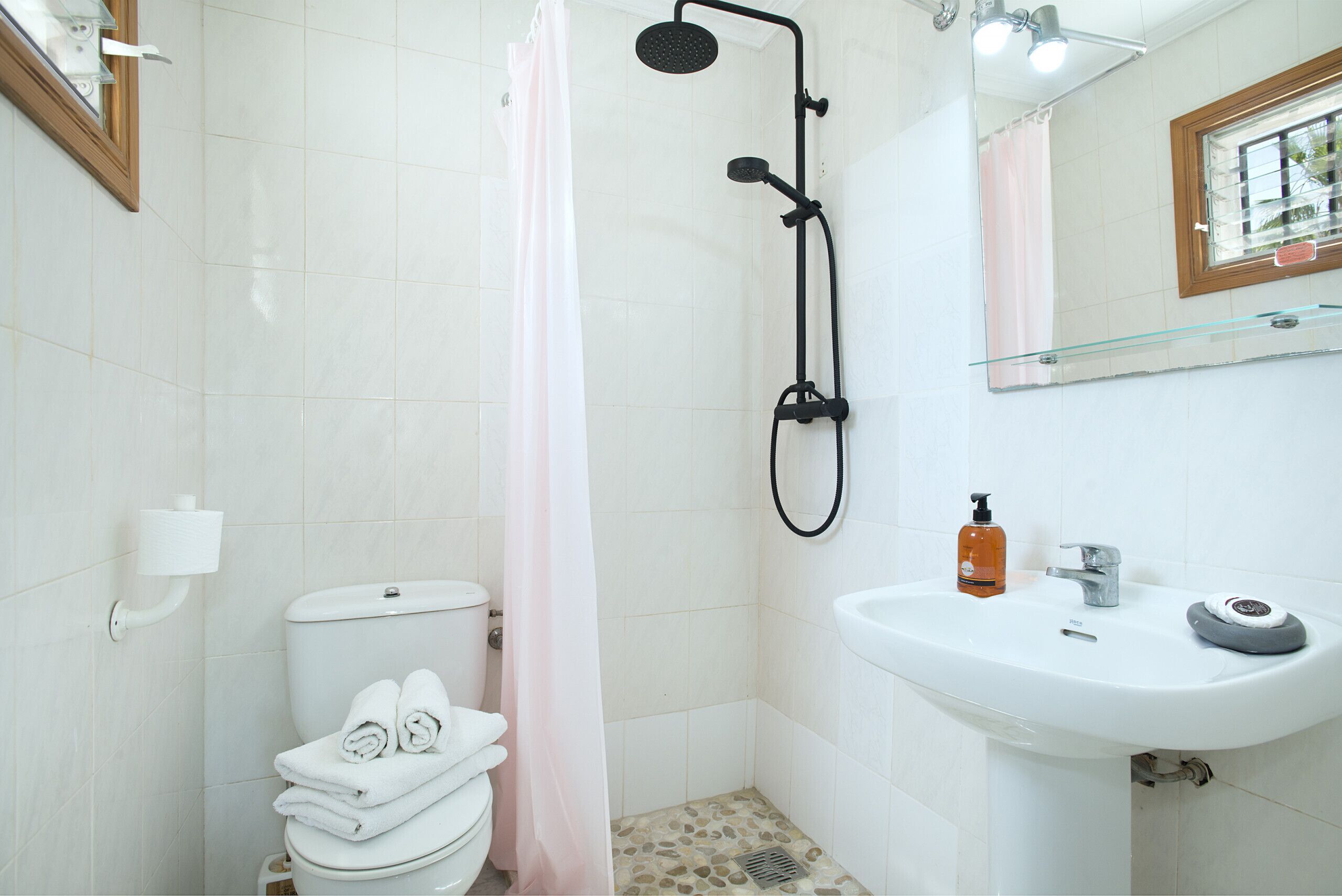 Owl Booking Villa Bocoris