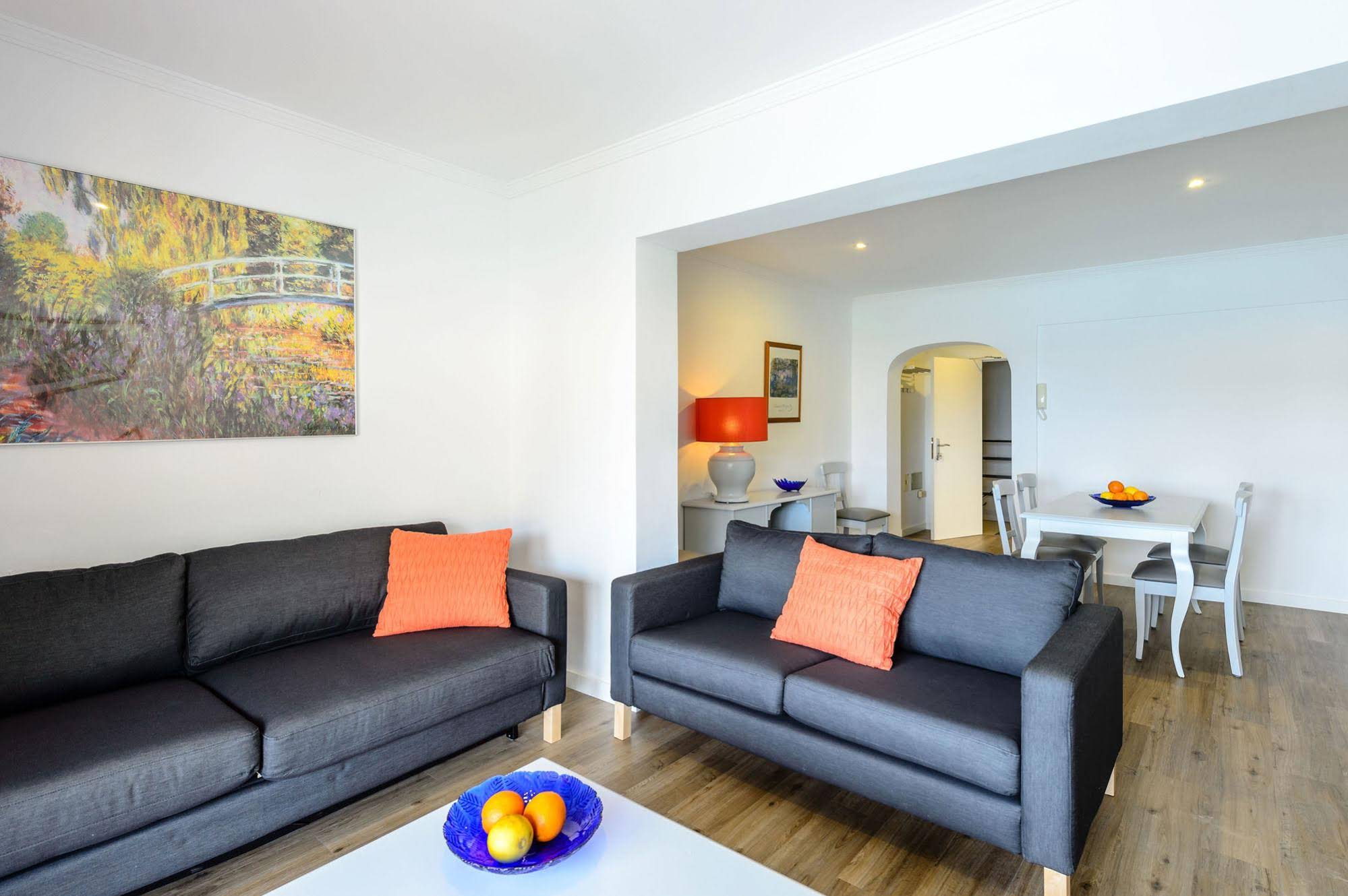 Lili Apartments