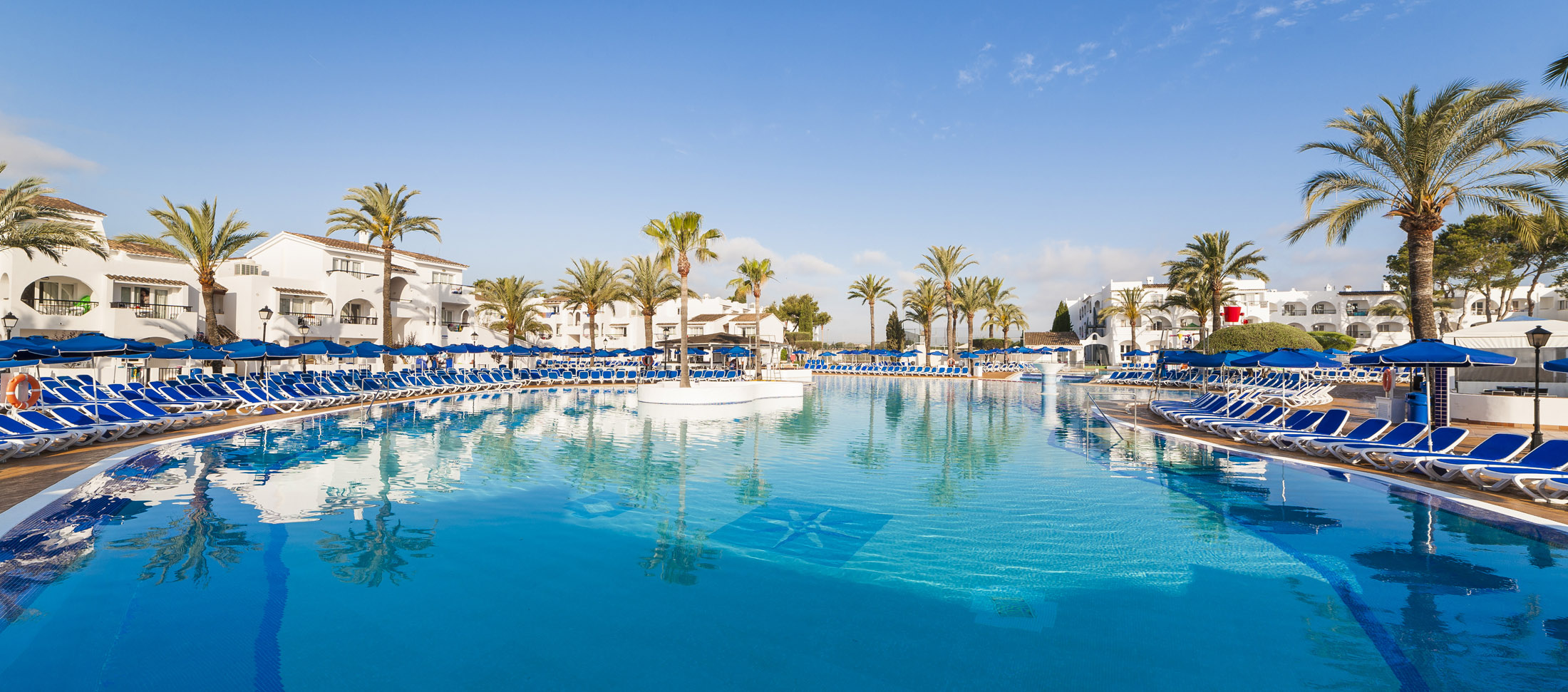 Globales Apartotel Bouganvilla