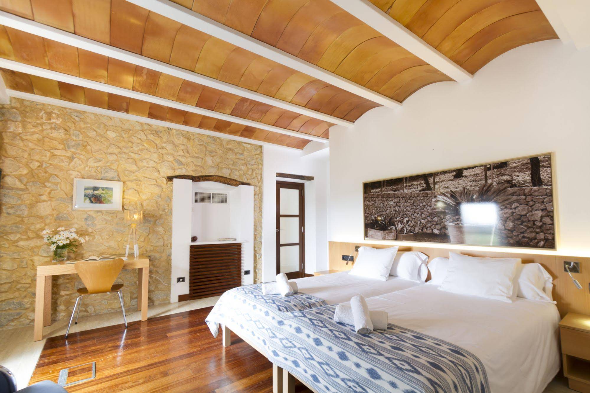 Can Cota Boutique Hotel