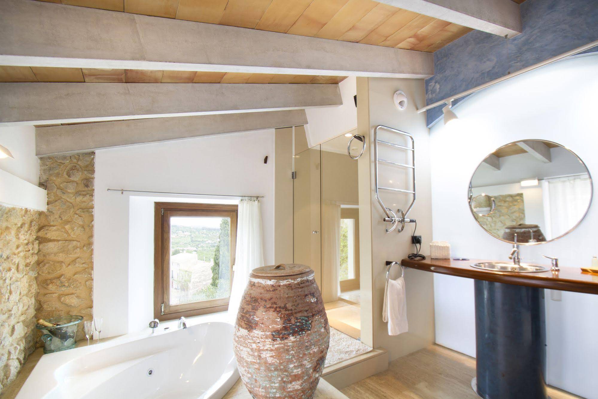 Can Cota Boutique Hotel