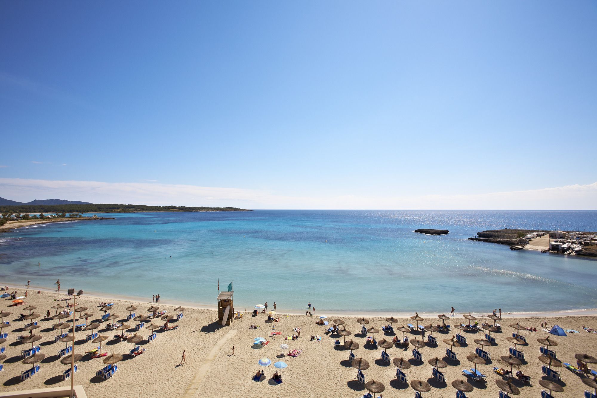 Universal Hotel Perla