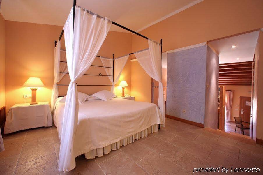 Pula Suites Boutique Resort