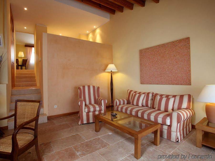 Pula Suites Boutique Resort