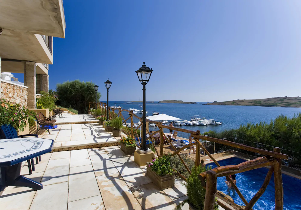 Menurka Port d'Addaia