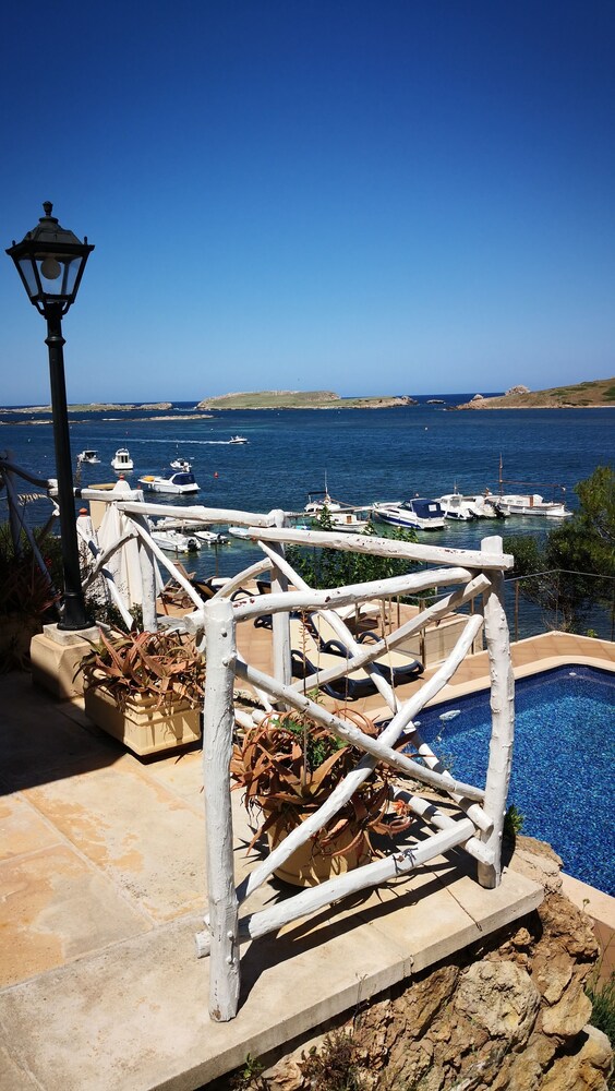 Menurka Port d'Addaia