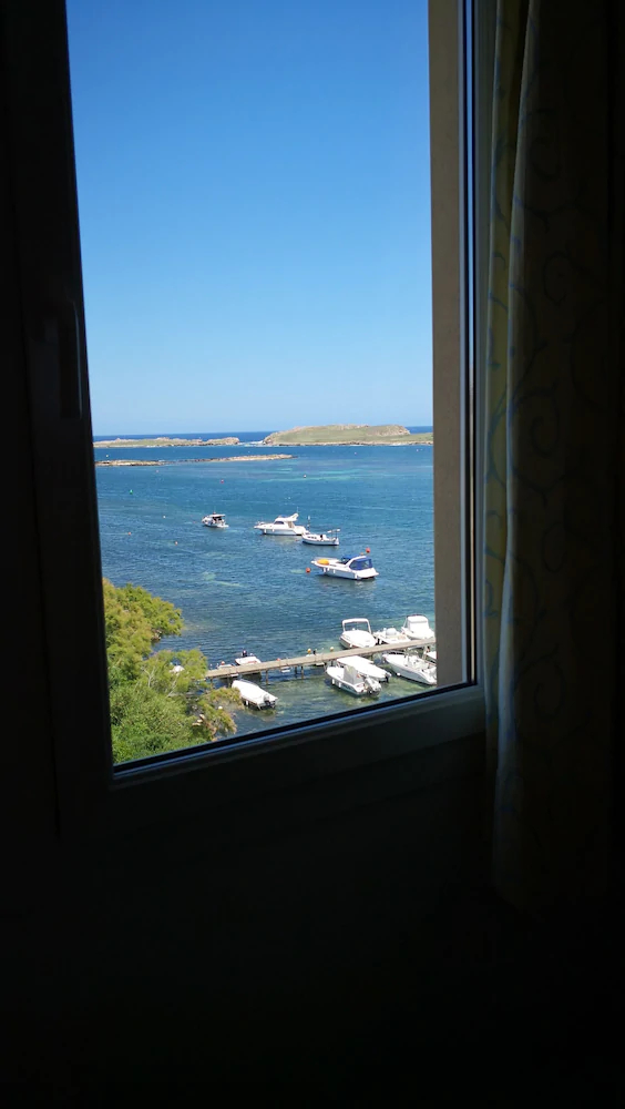 Menurka Port d'Addaia