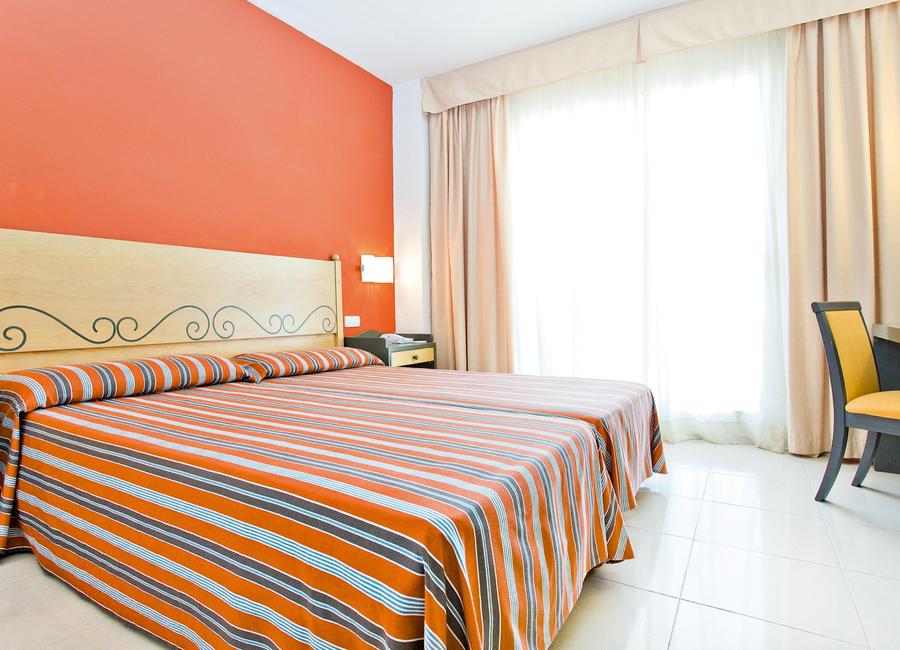 Club Hotel Aguamarina