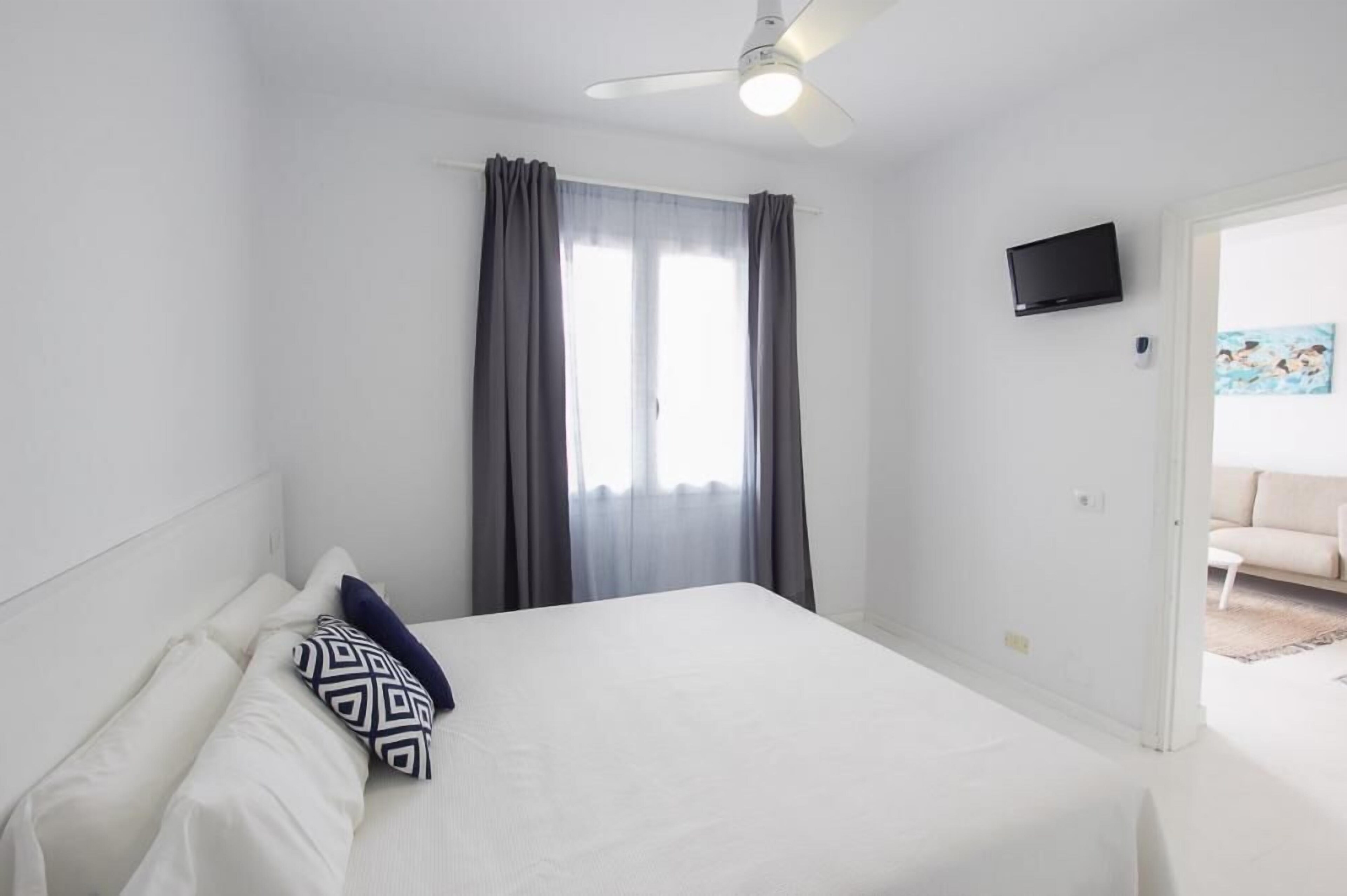 El Rio Apartments