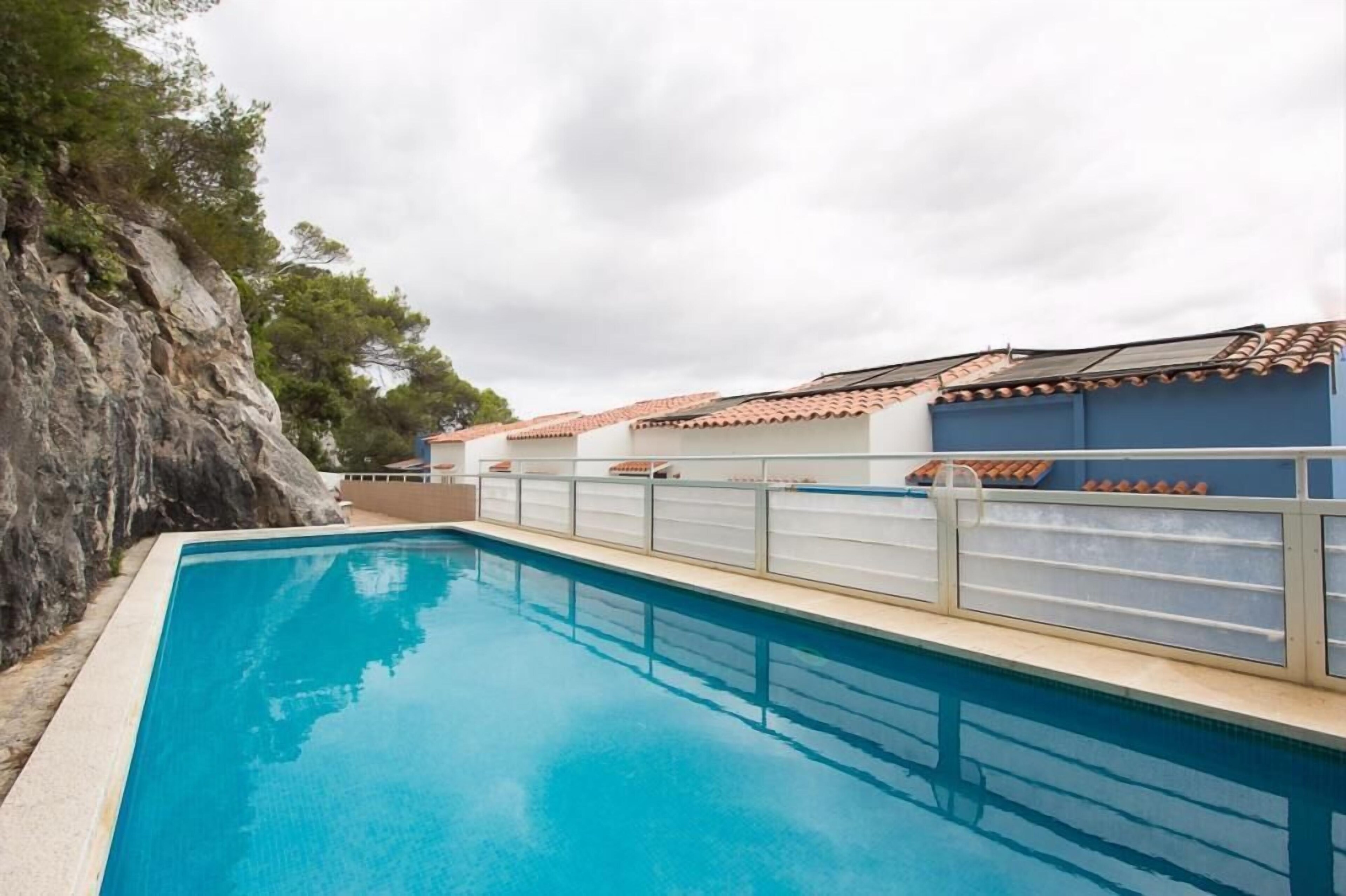 El Rio Apartments