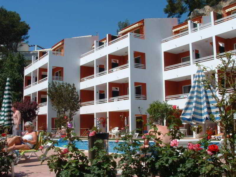 Galdana Gardens