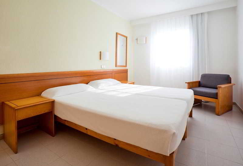 Hotel ILUNION Menorca
