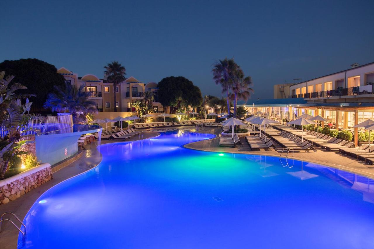 Marsenses Paradise Club Hotel