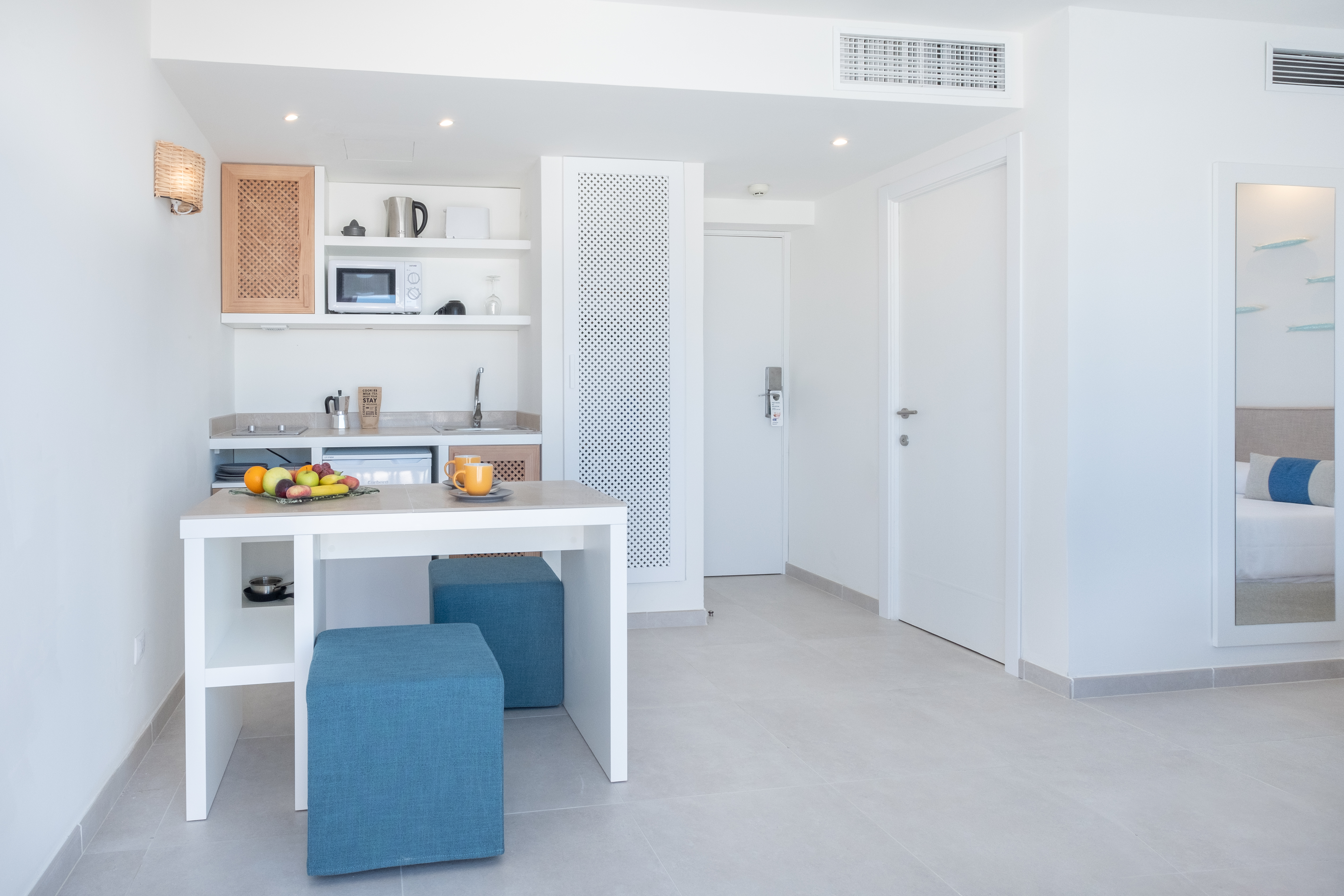 FERGUS Style Carema Beach