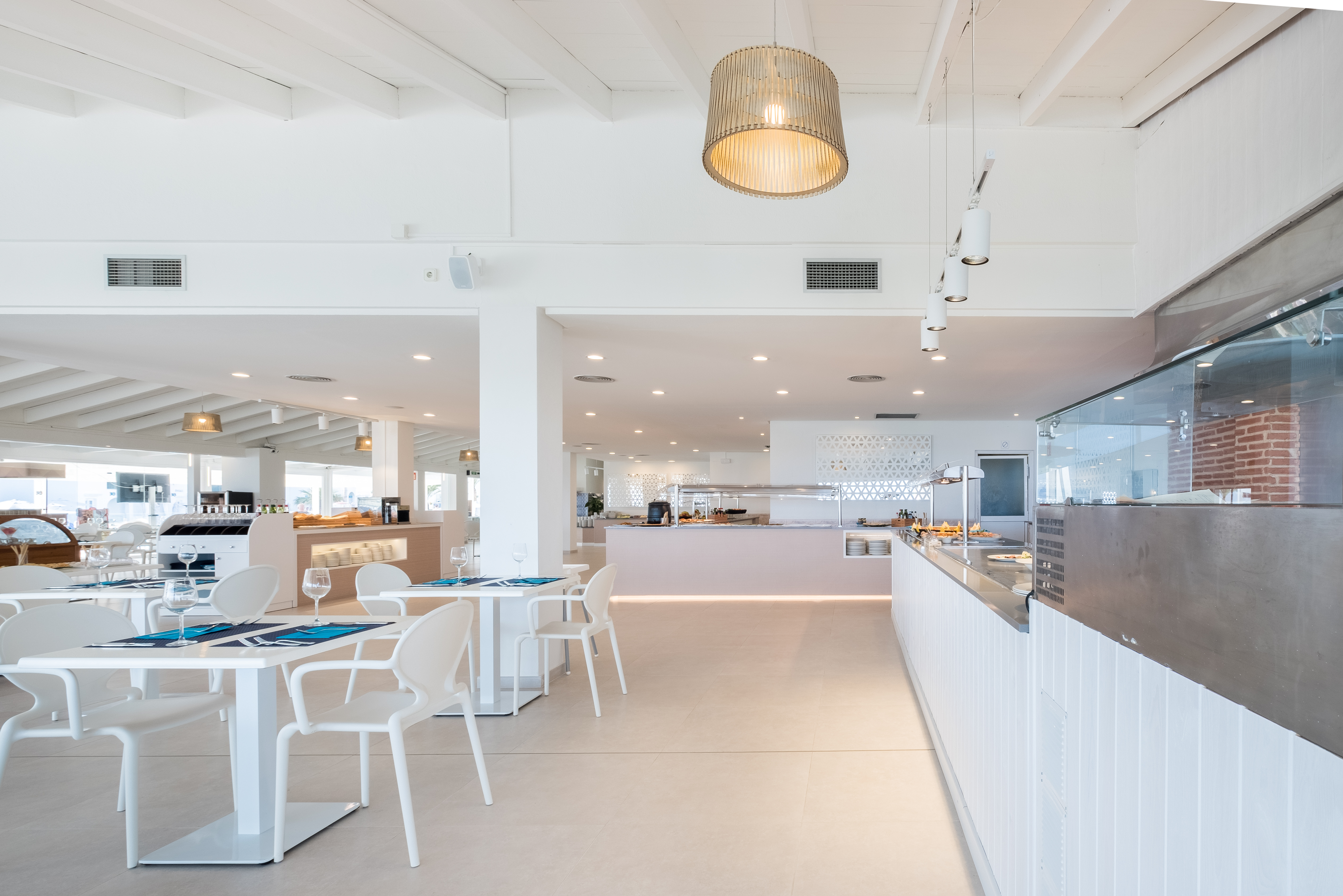 FERGUS Style Carema Beach