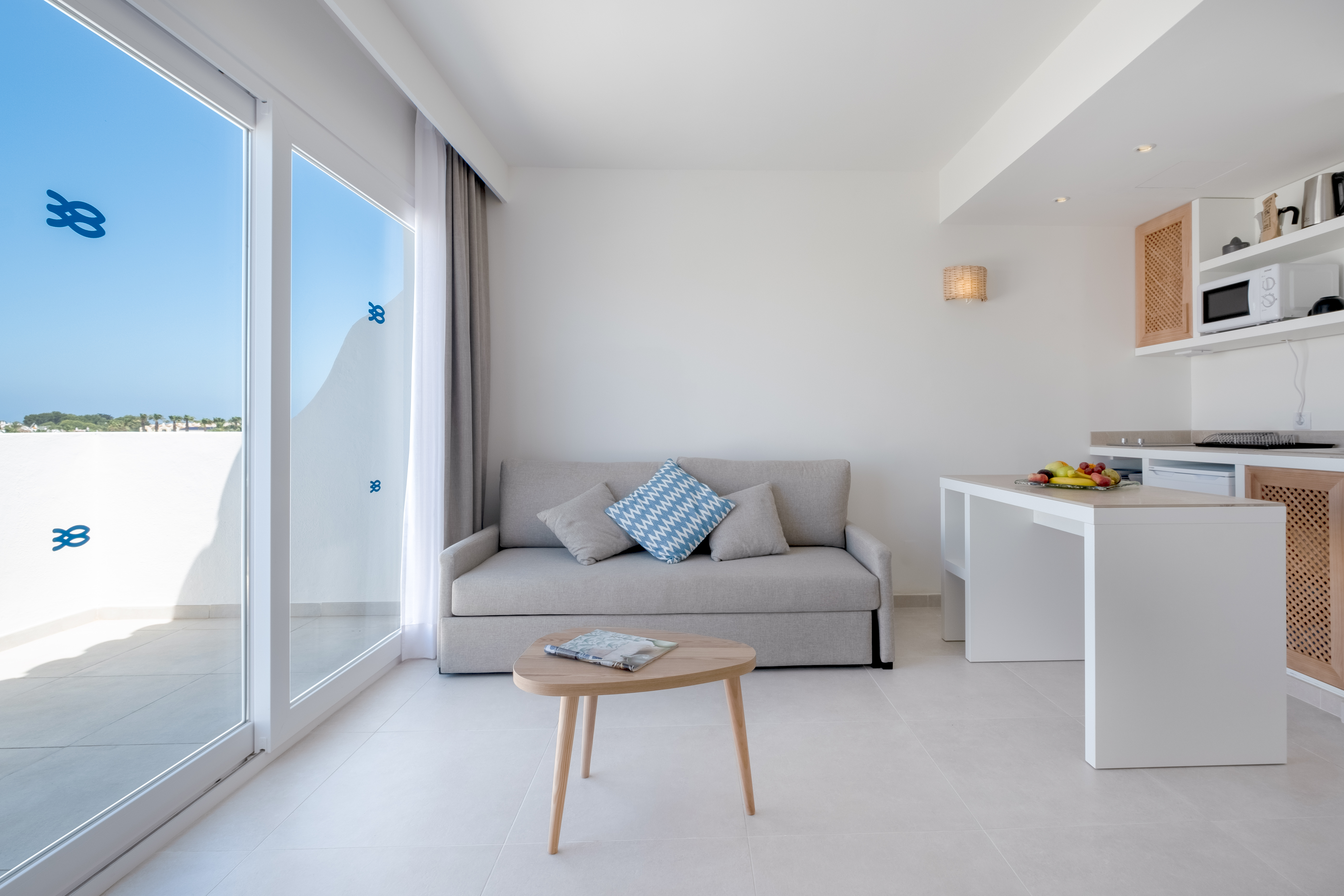 FERGUS Style Carema Beach