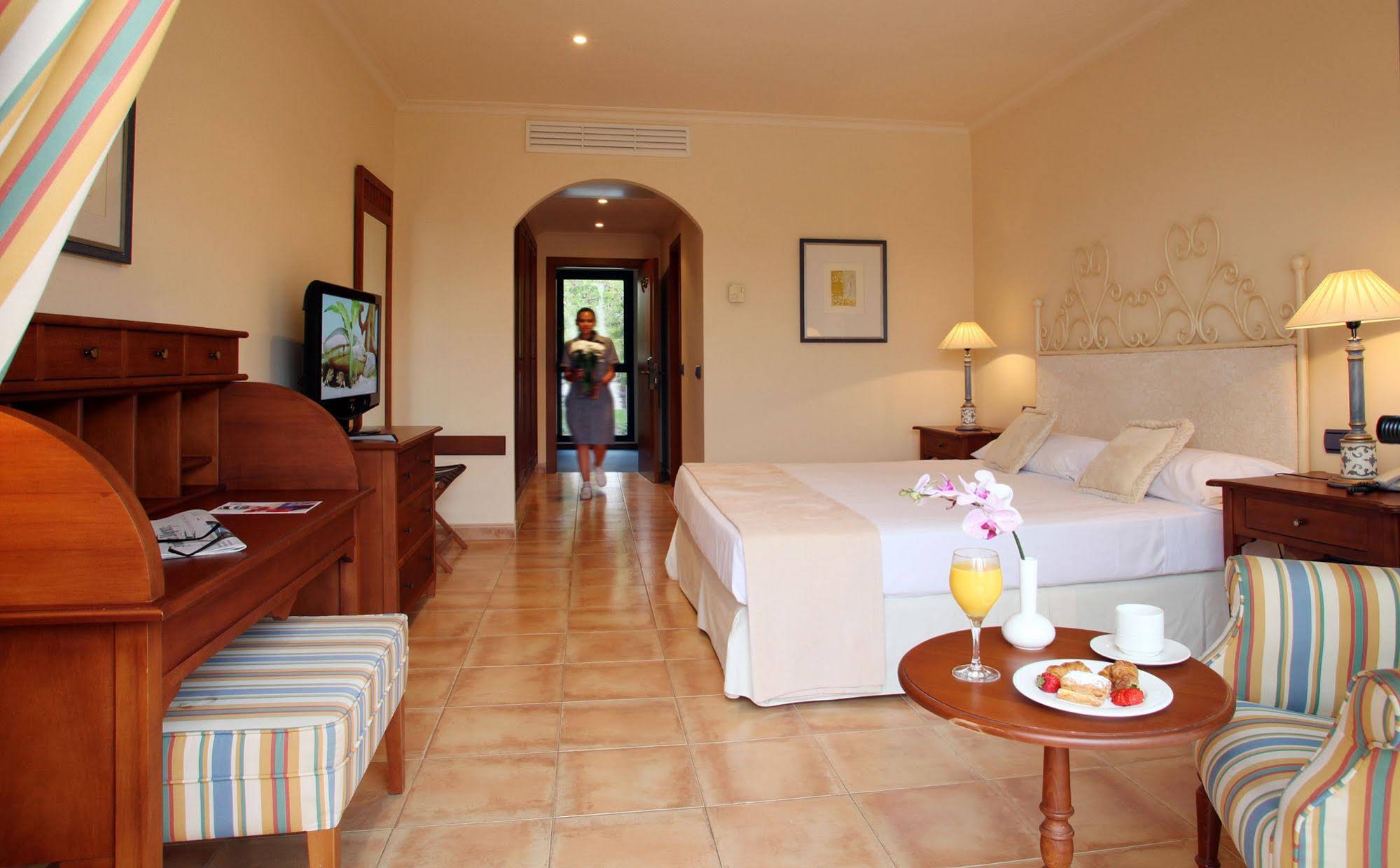 La Quinta Menorca by PortBlue Boutique