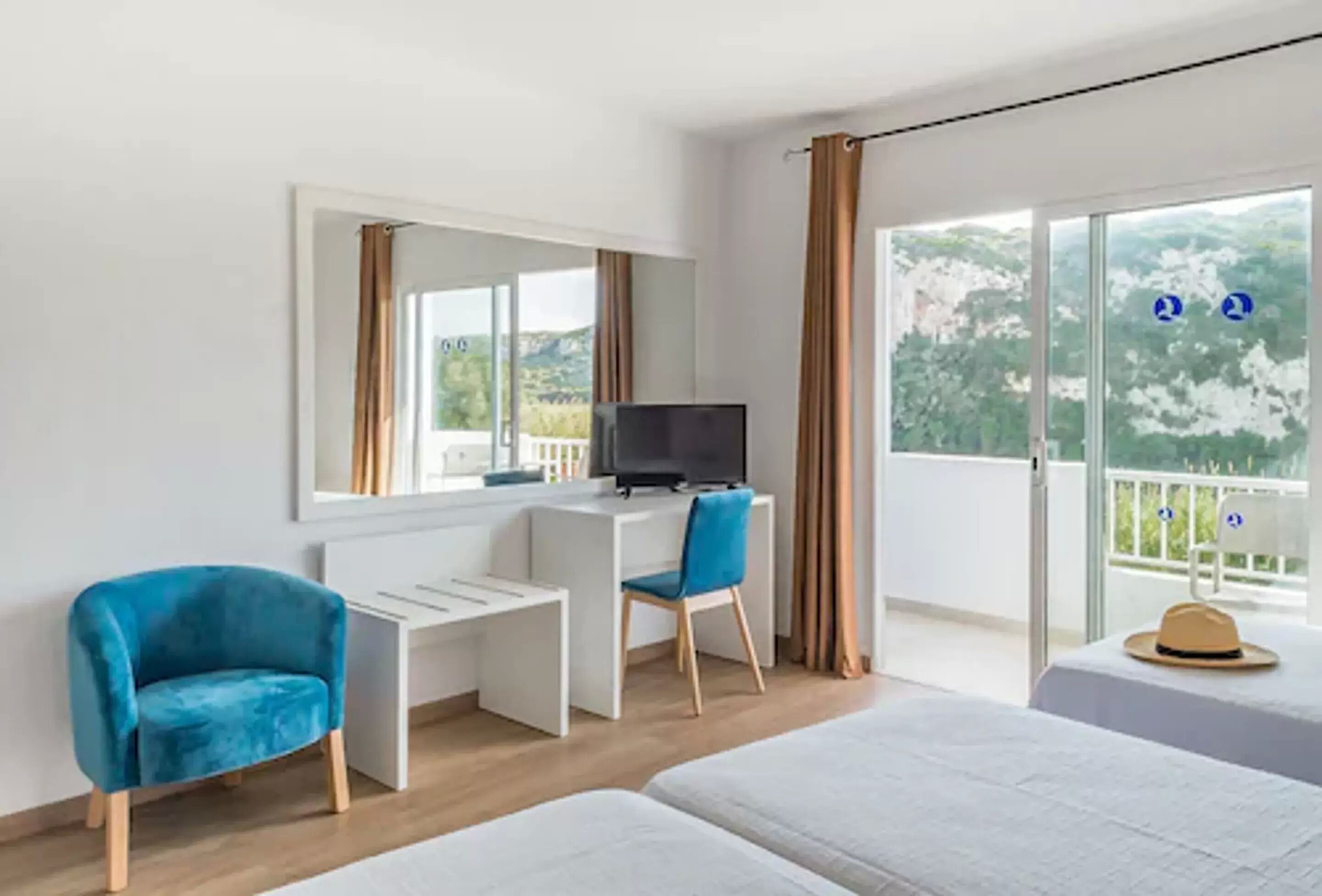 Osprey Menorca Hotel