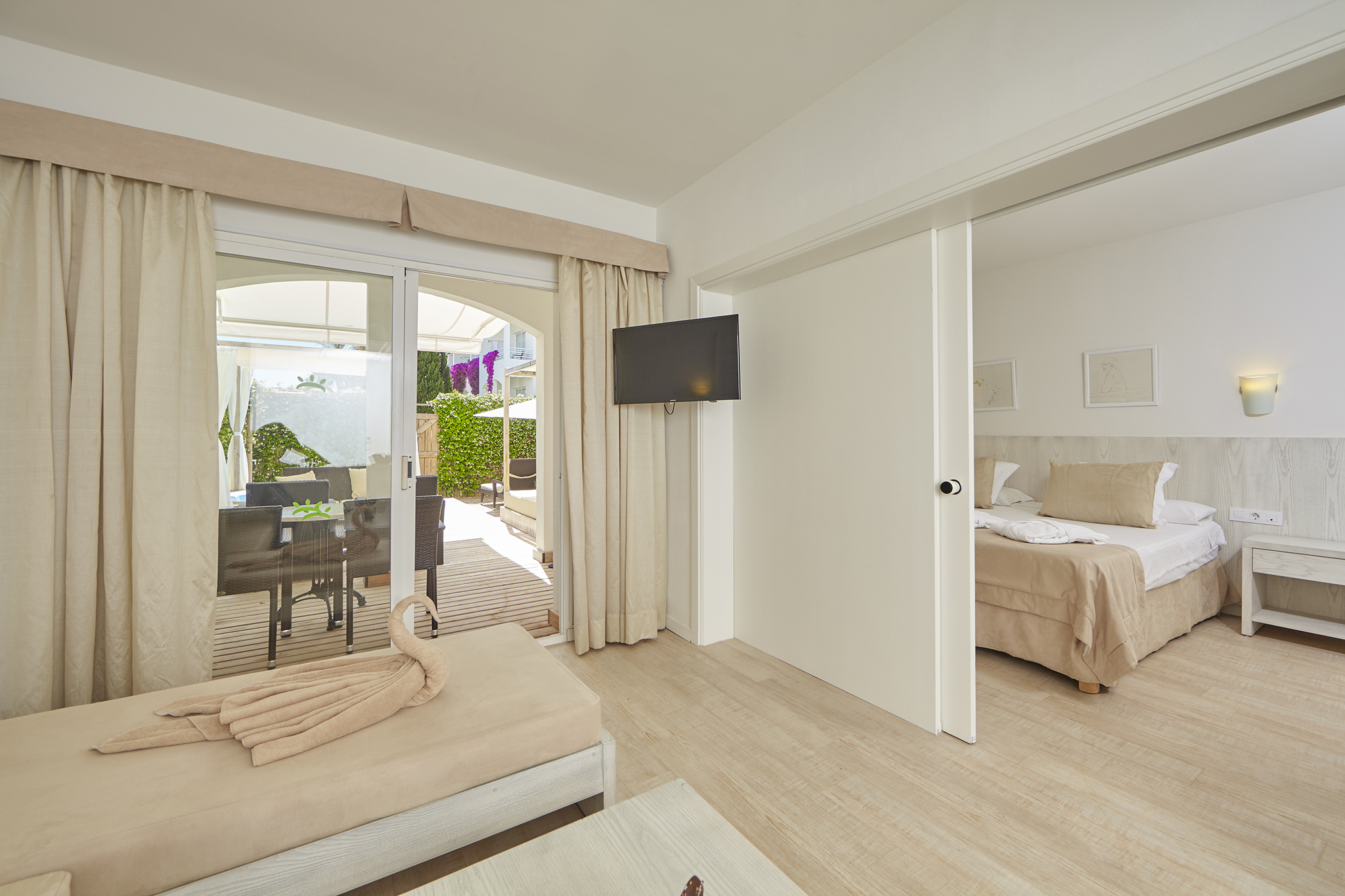 Prinsotel La Caleta Apartments
