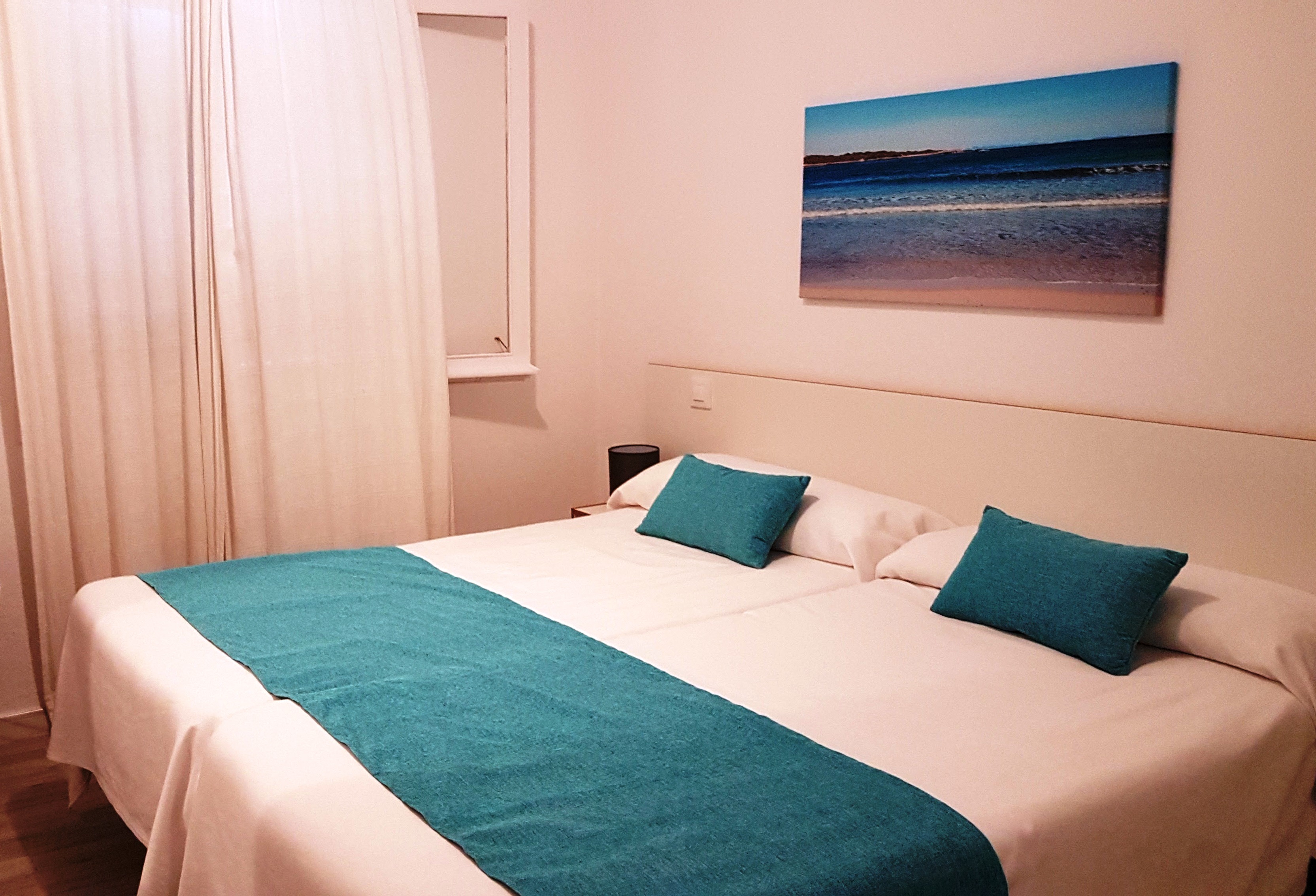 Apartamentos California