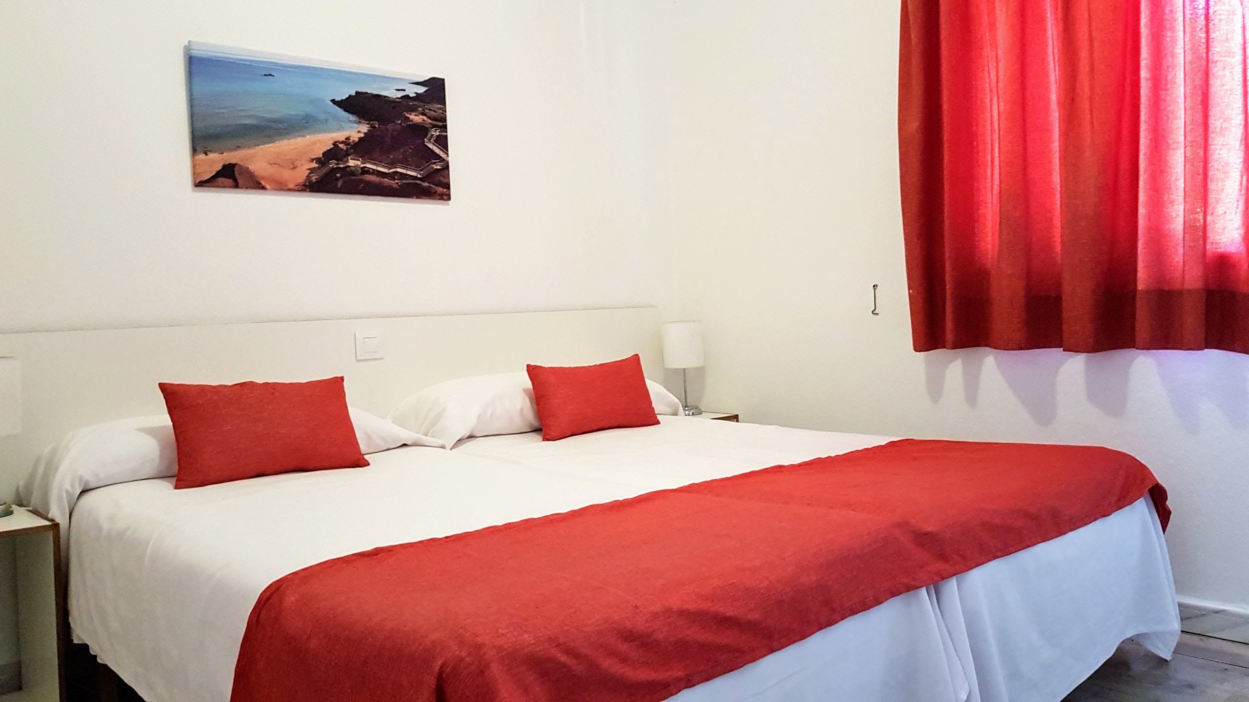 Apartamentos California