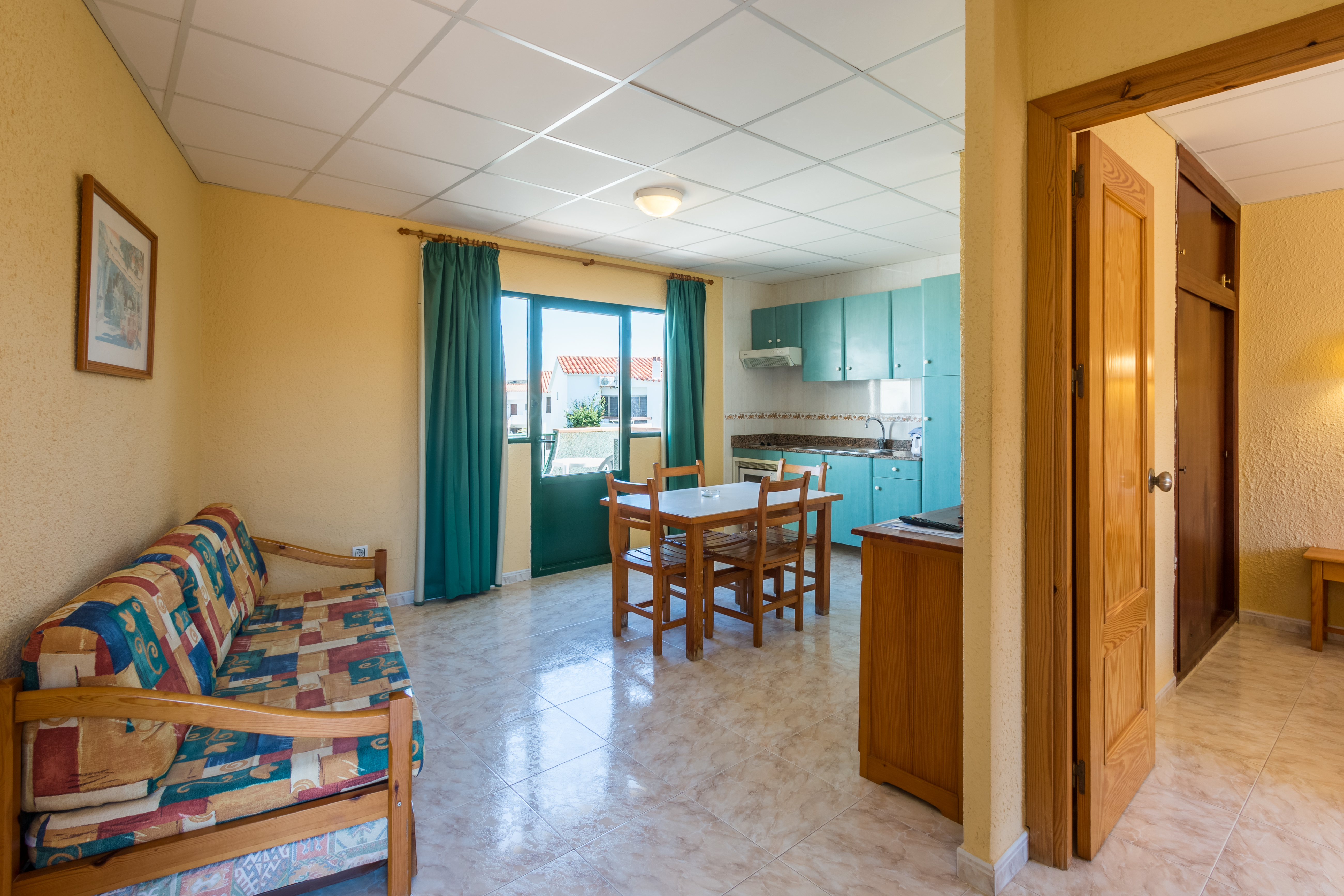Apartamentos los Lentiscos by Mij