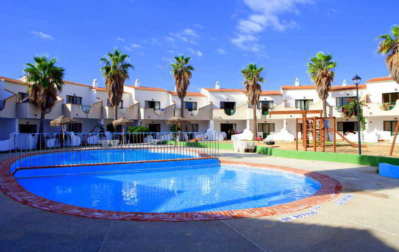 Apartamentos los Lentiscos by Mij