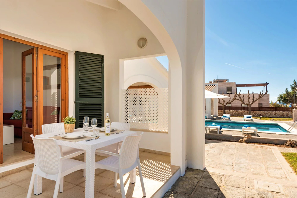 Apartamentos Menorca Calan Brut