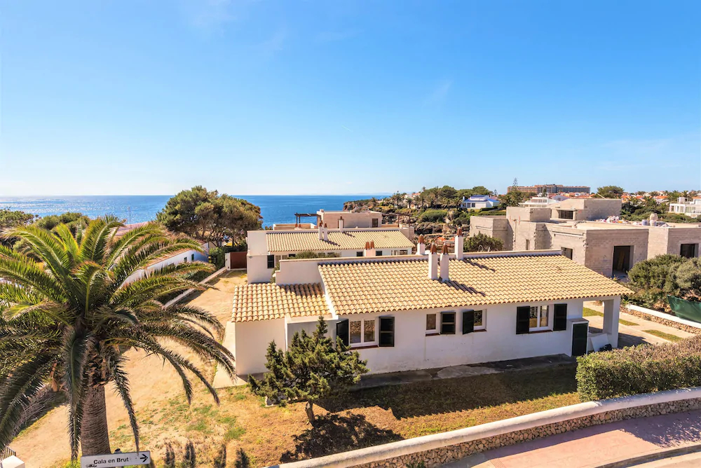Apartamentos Menorca Calan Brut
