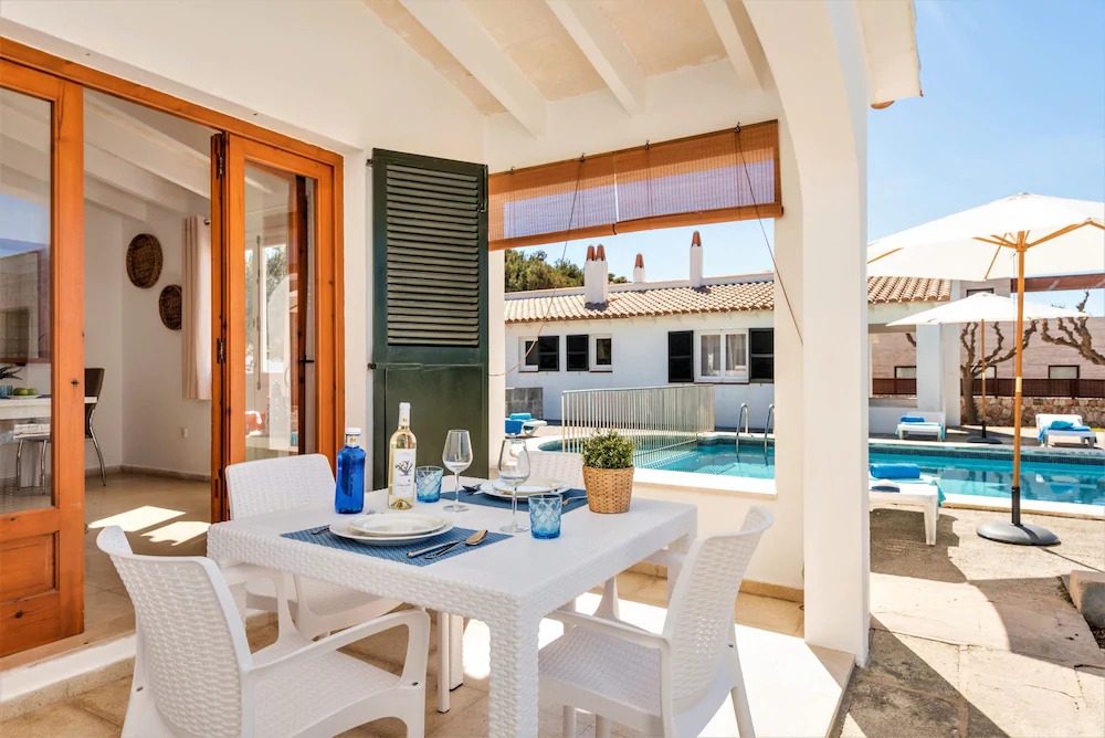 Apartamentos Menorca Calan Brut