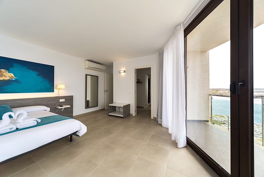 Ferrer Skyline Aparthotel