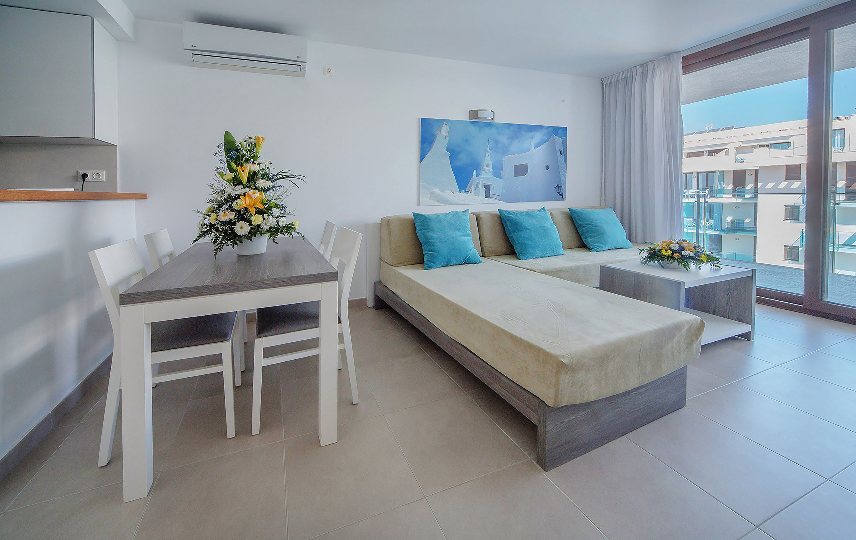Ferrer Skyline Aparthotel