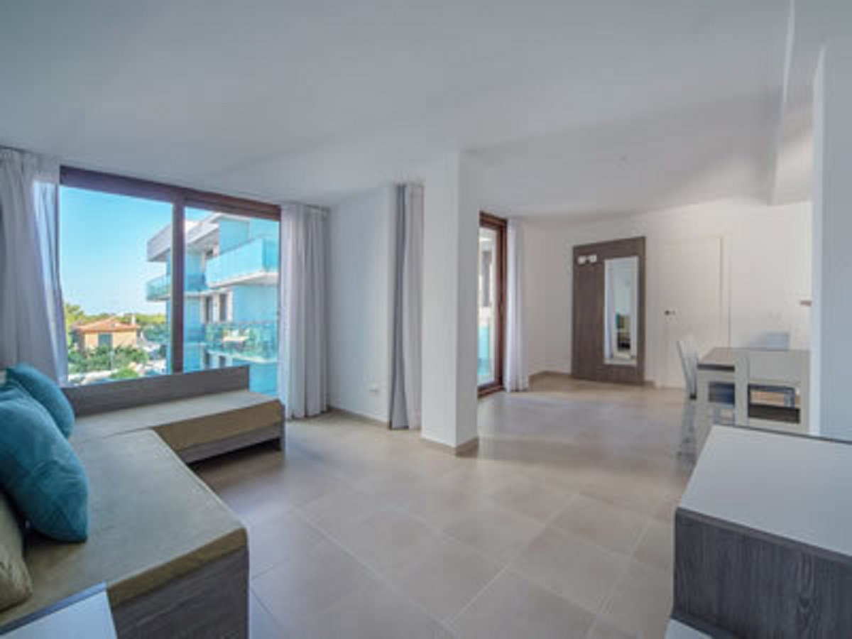 Ferrer Skyline Aparthotel