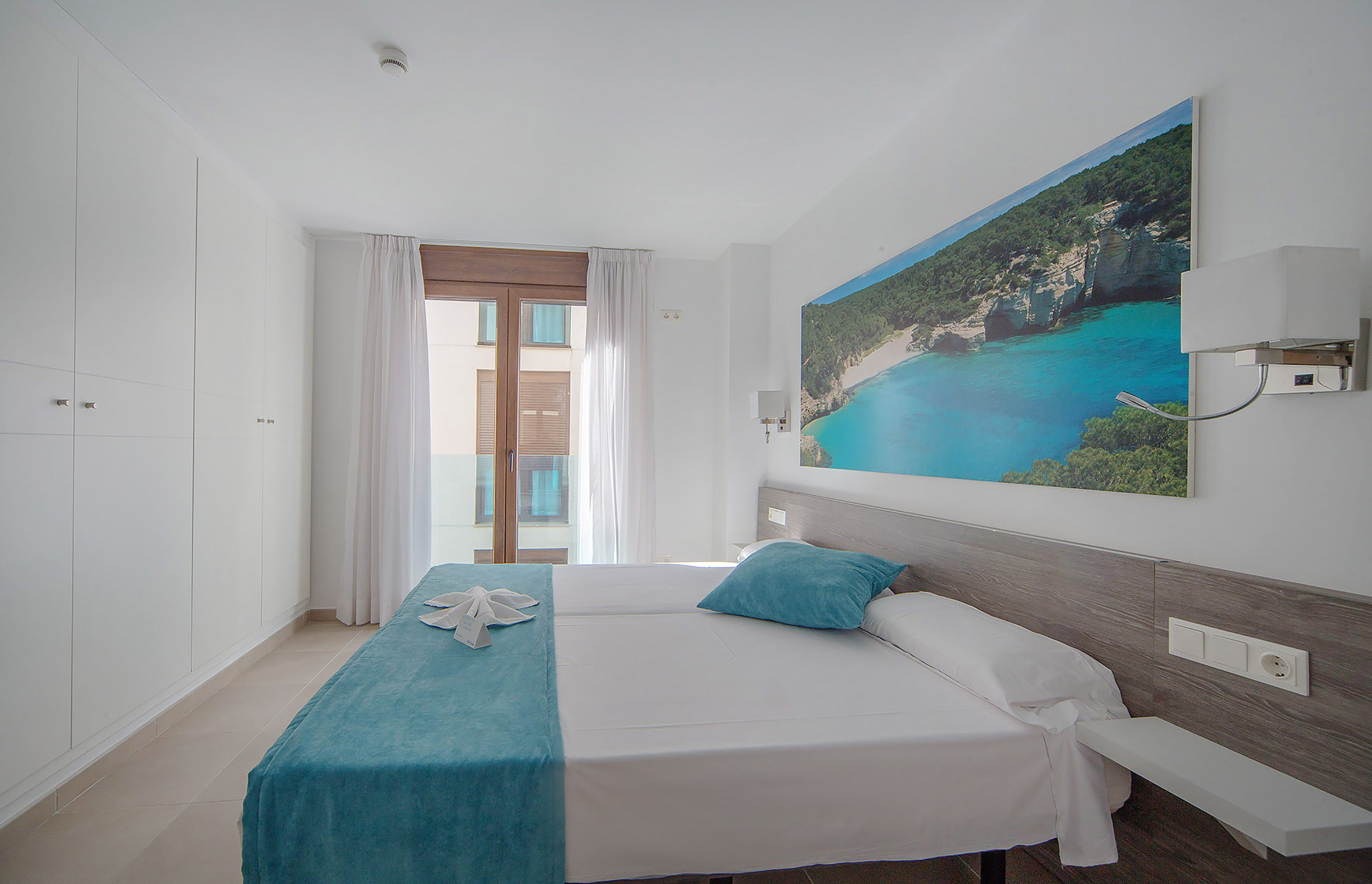 Ferrer Skyline Aparthotel