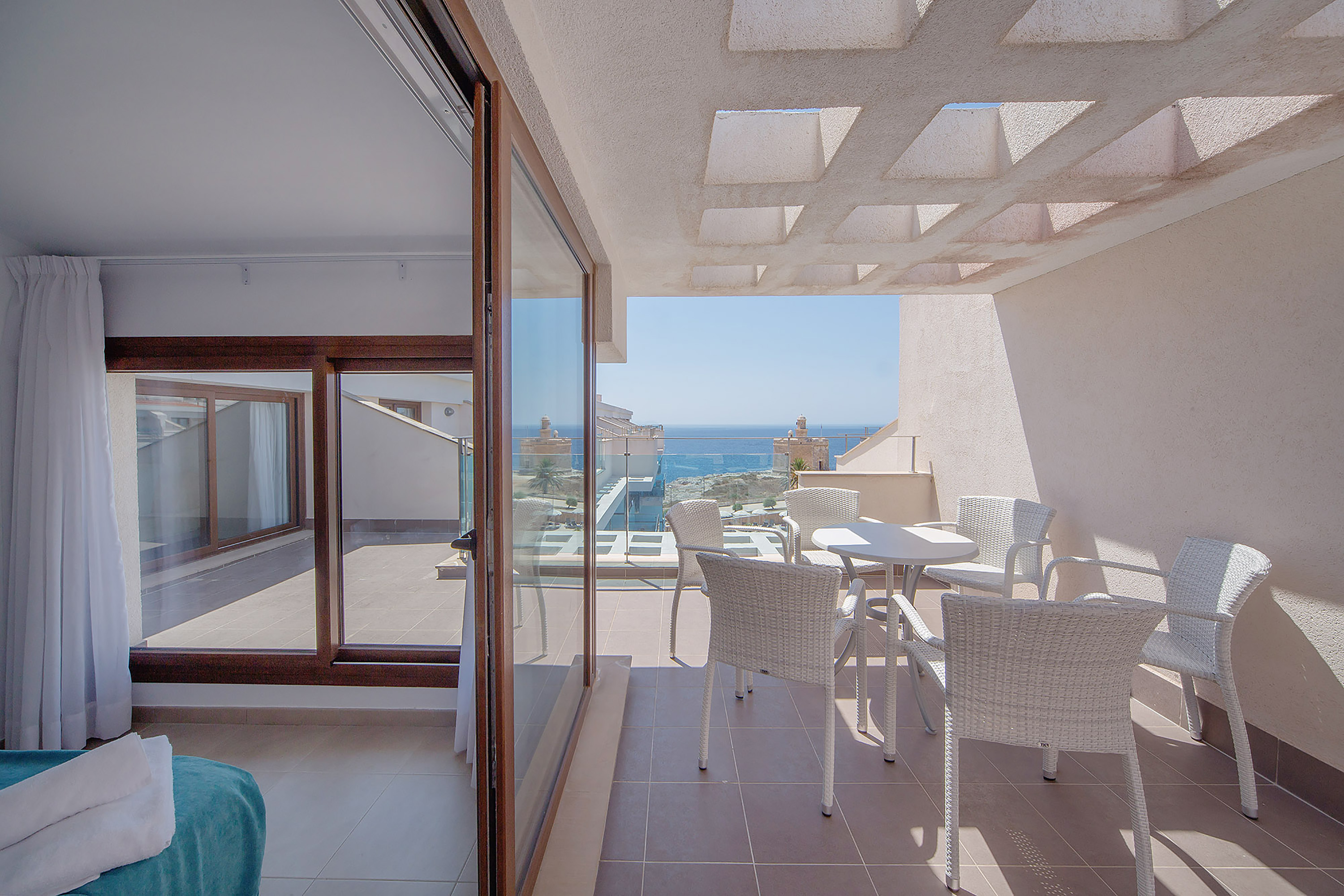 Ferrer Skyline Aparthotel