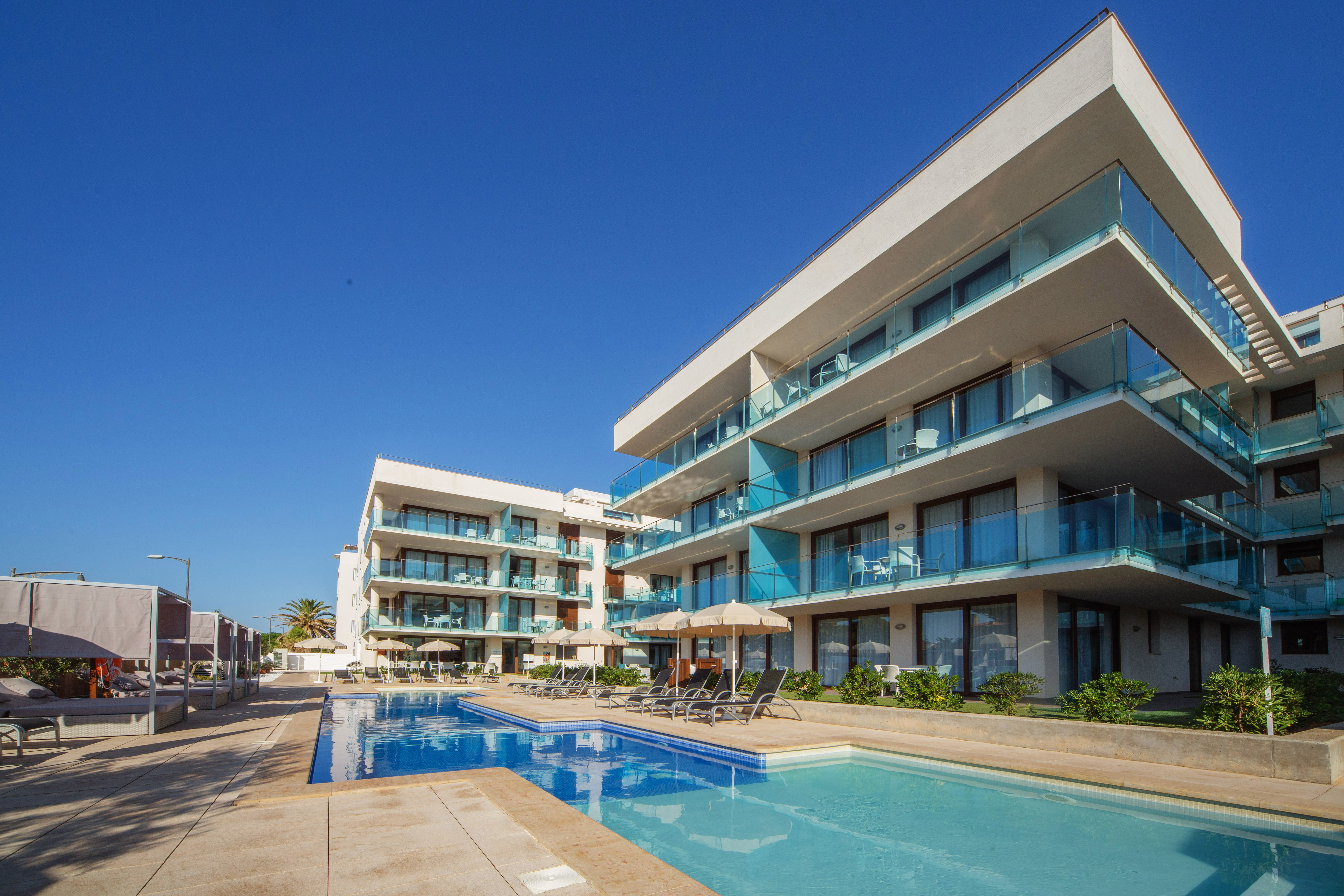 Ferrer Skyline Aparthotel