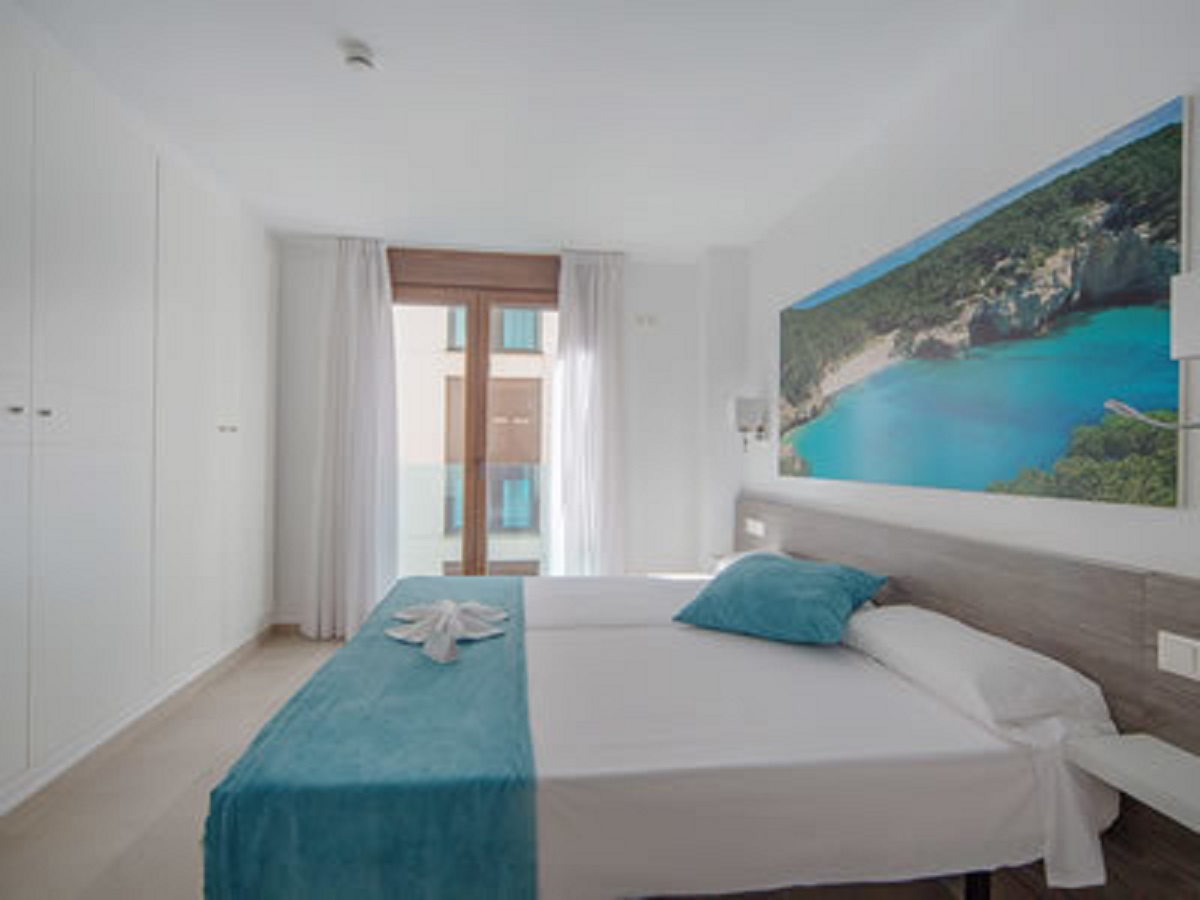 Ferrer Skyline Aparthotel