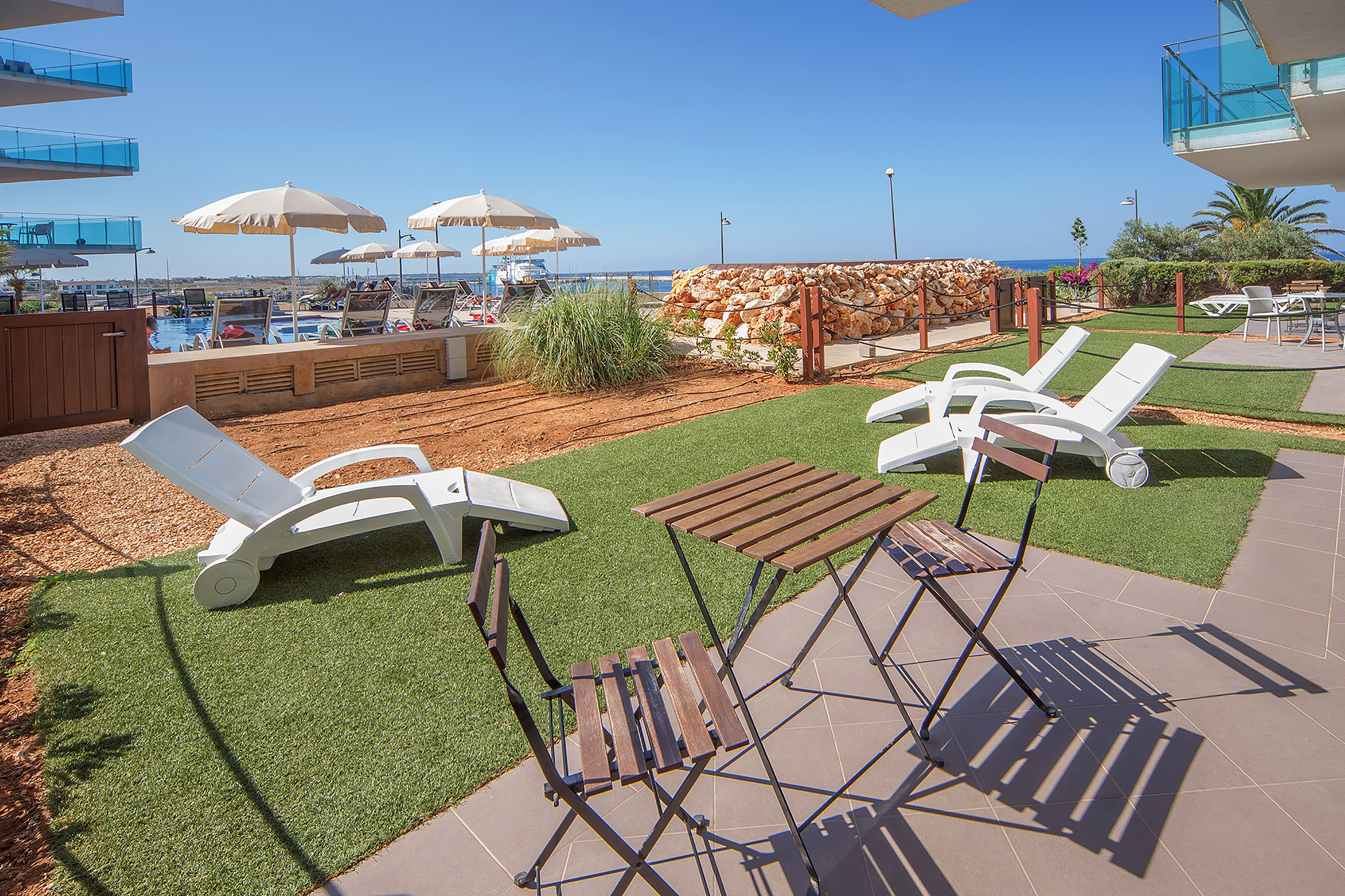 Ferrer Skyline Aparthotel