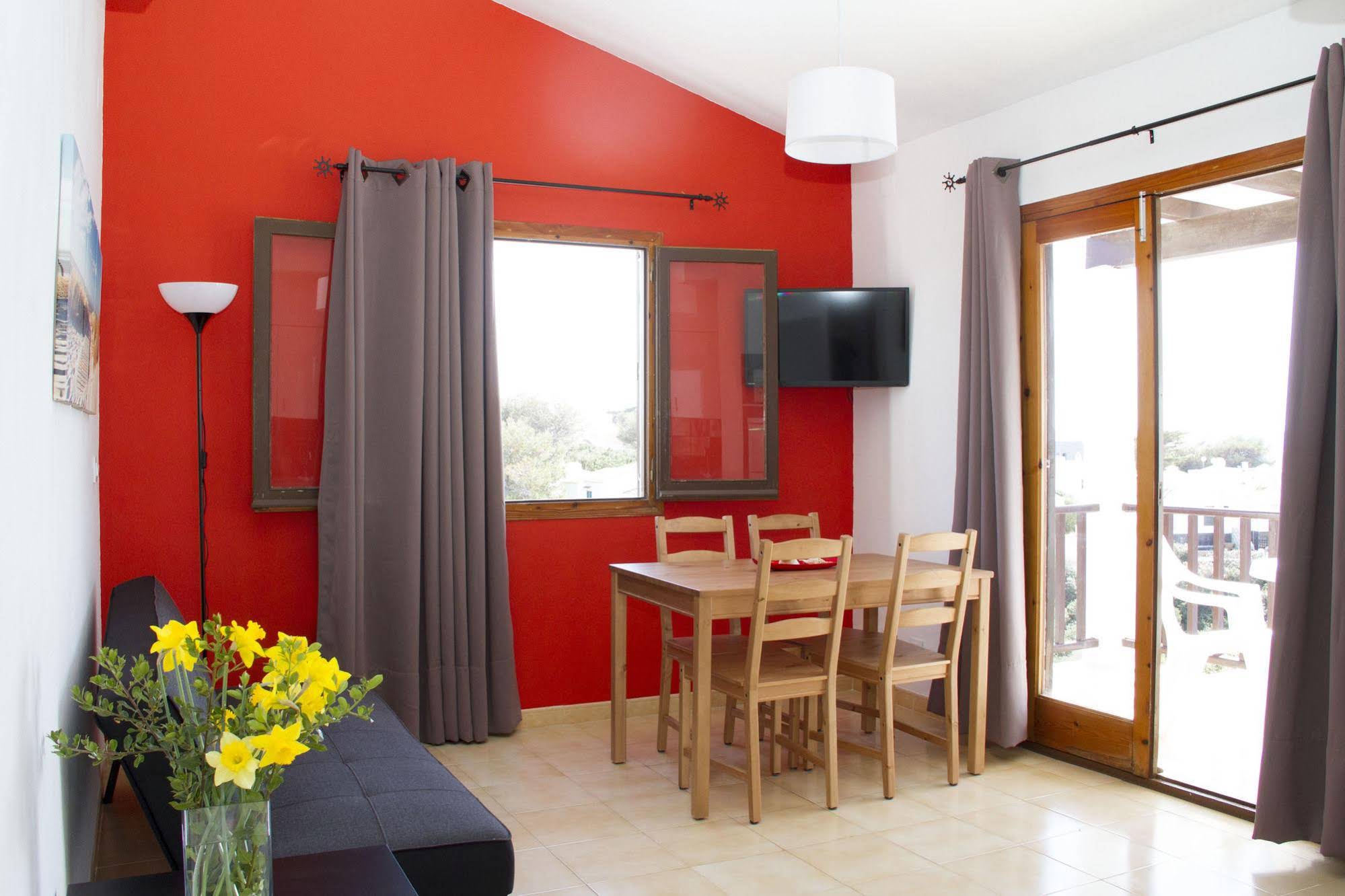 Apartamentos Blue Beach by Escape Home