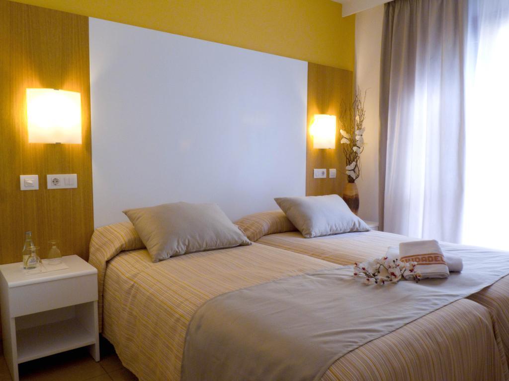 Ciutadella Hostal