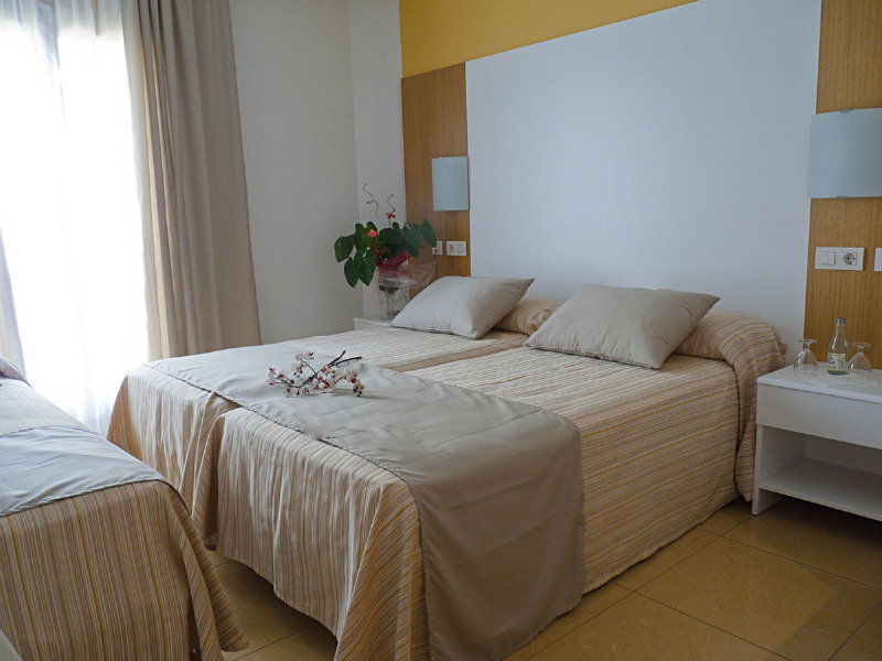 Ciutadella Hostal