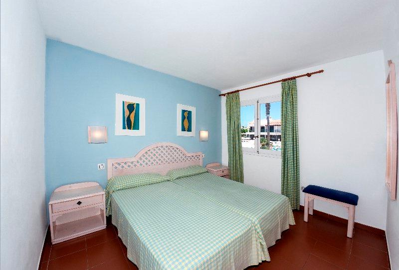 Oasis Park Apartamentos