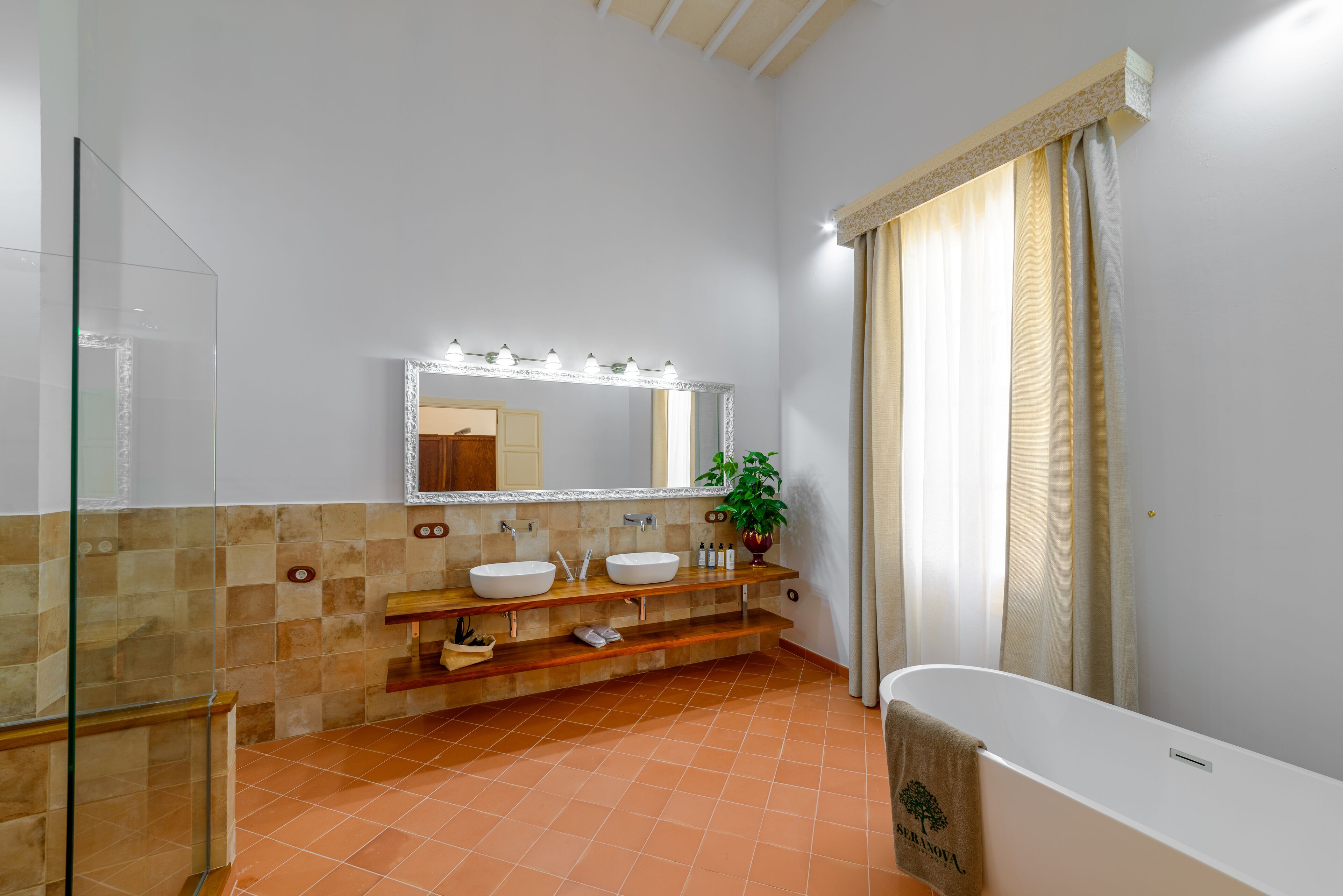 Seranova Luxury Hotel Adult Only
