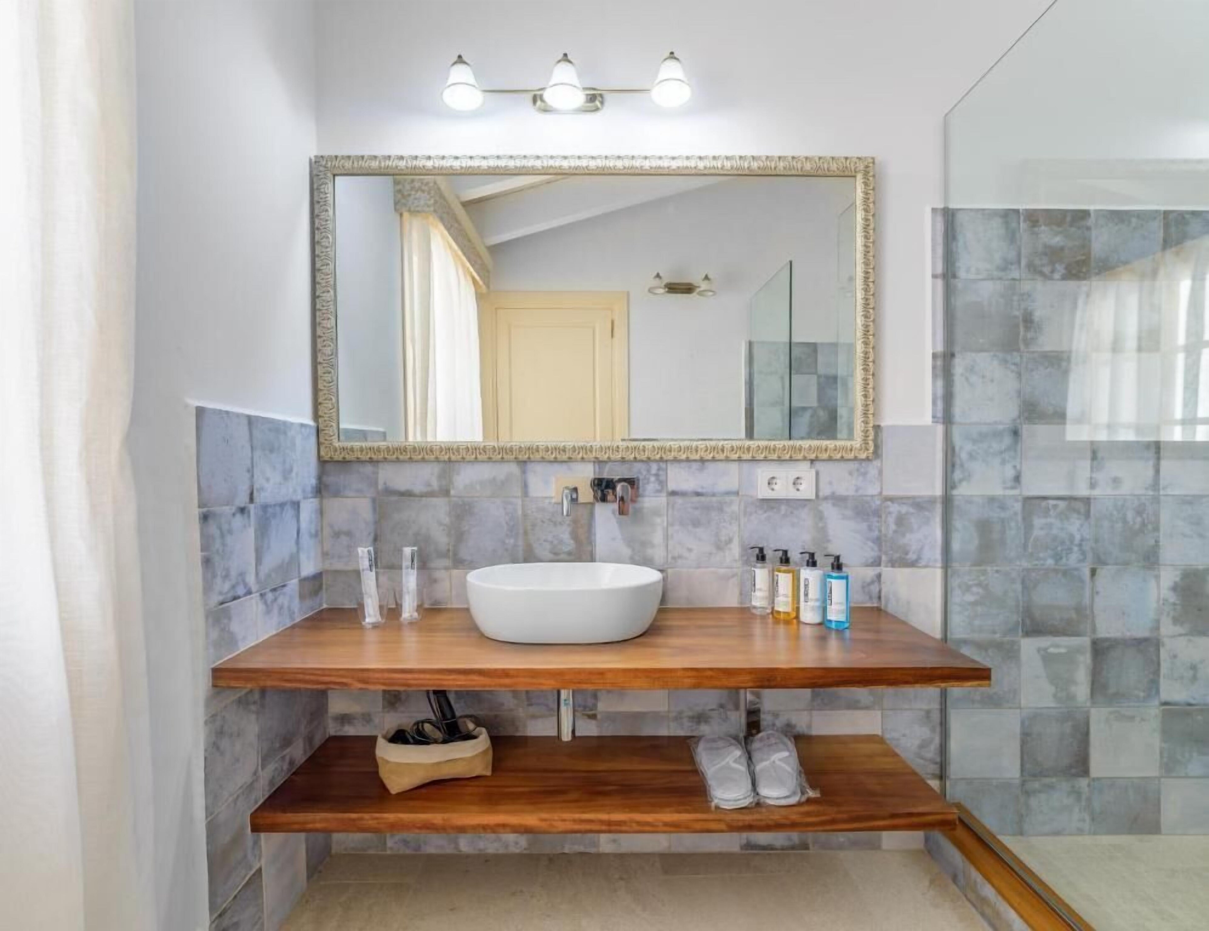 Seranova Luxury Hotel Adult Only