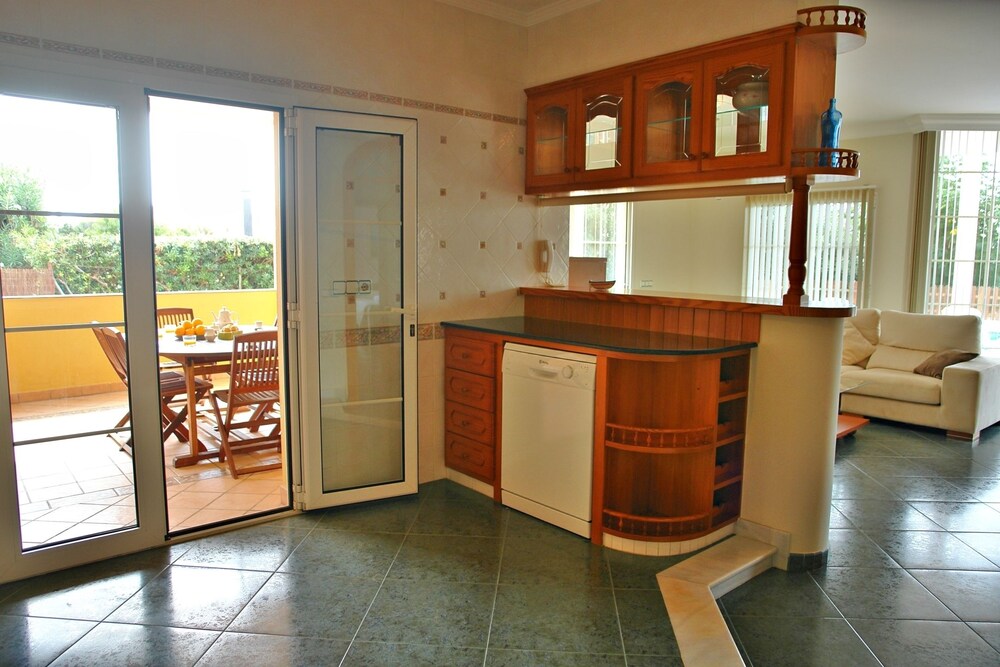 Villa Capricorn