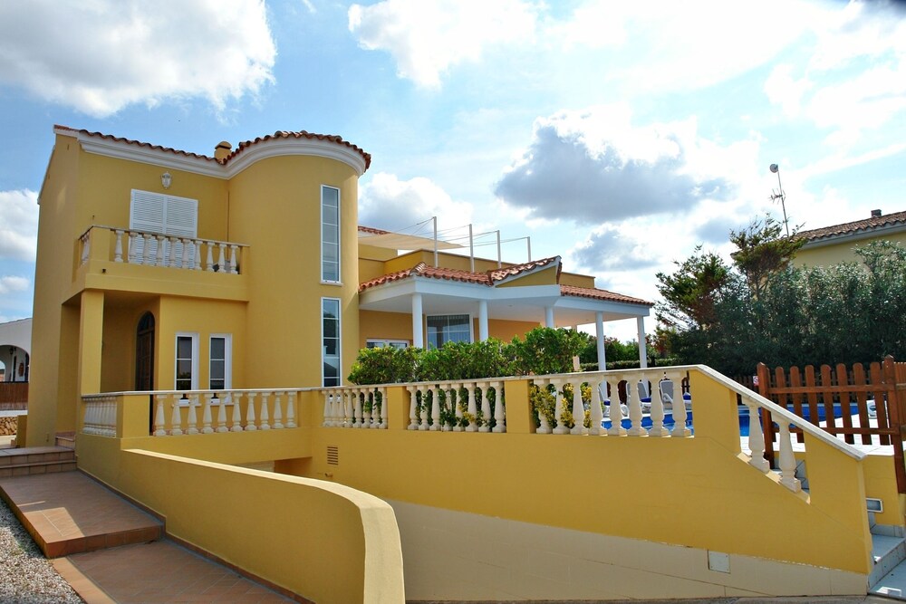 Villa Capricorn