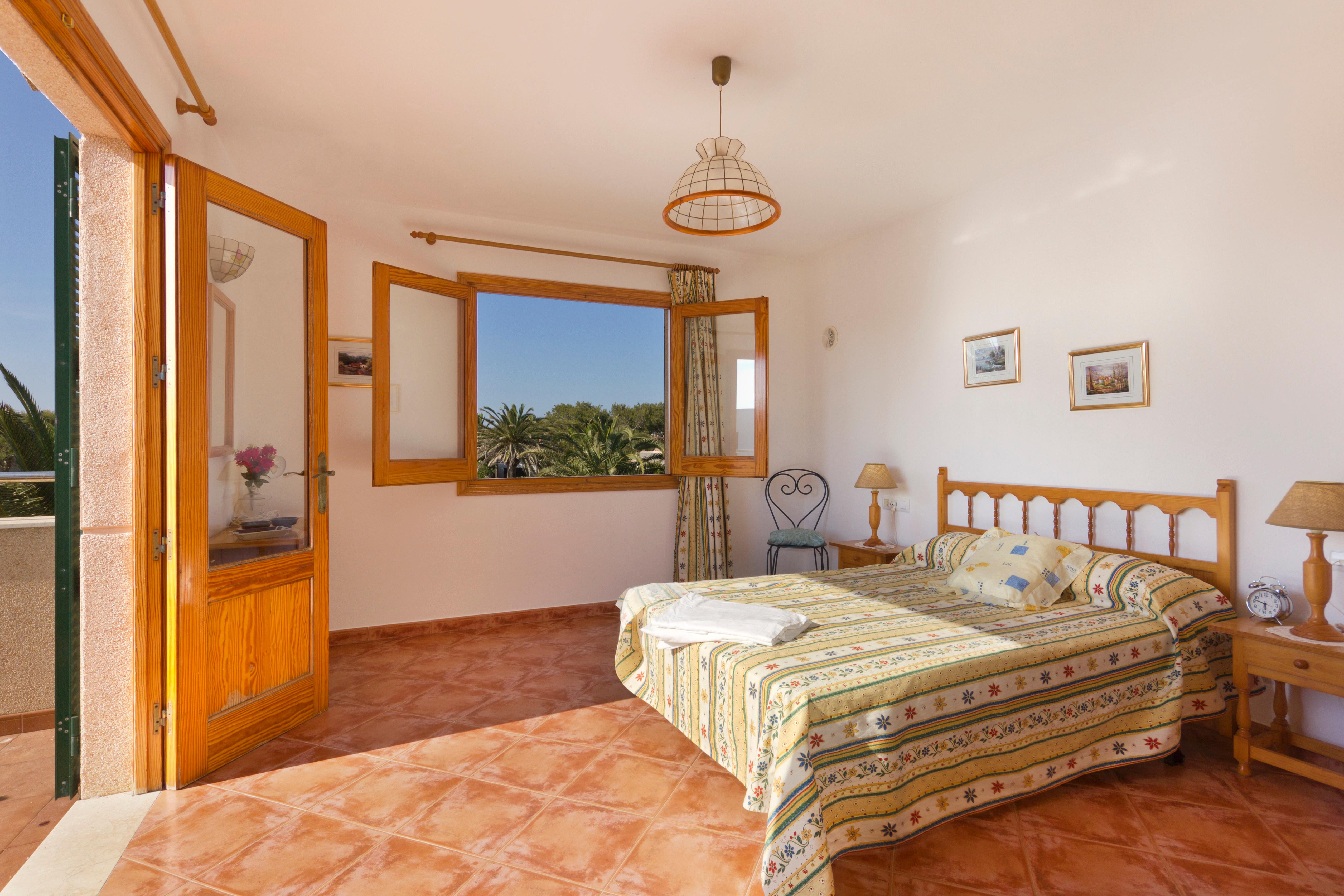 Villa Oliveres I II