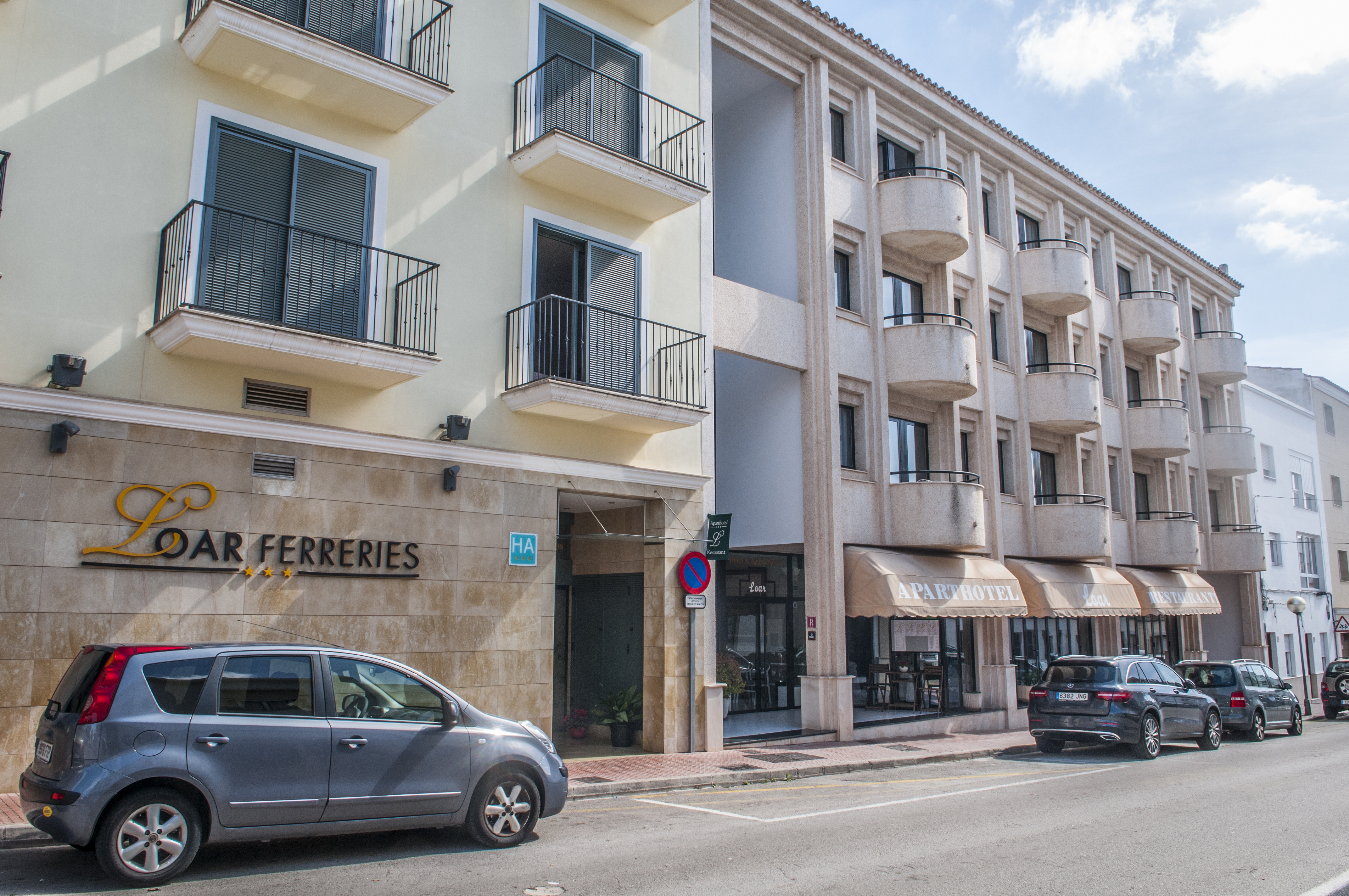 Loar Ferreries Apartments